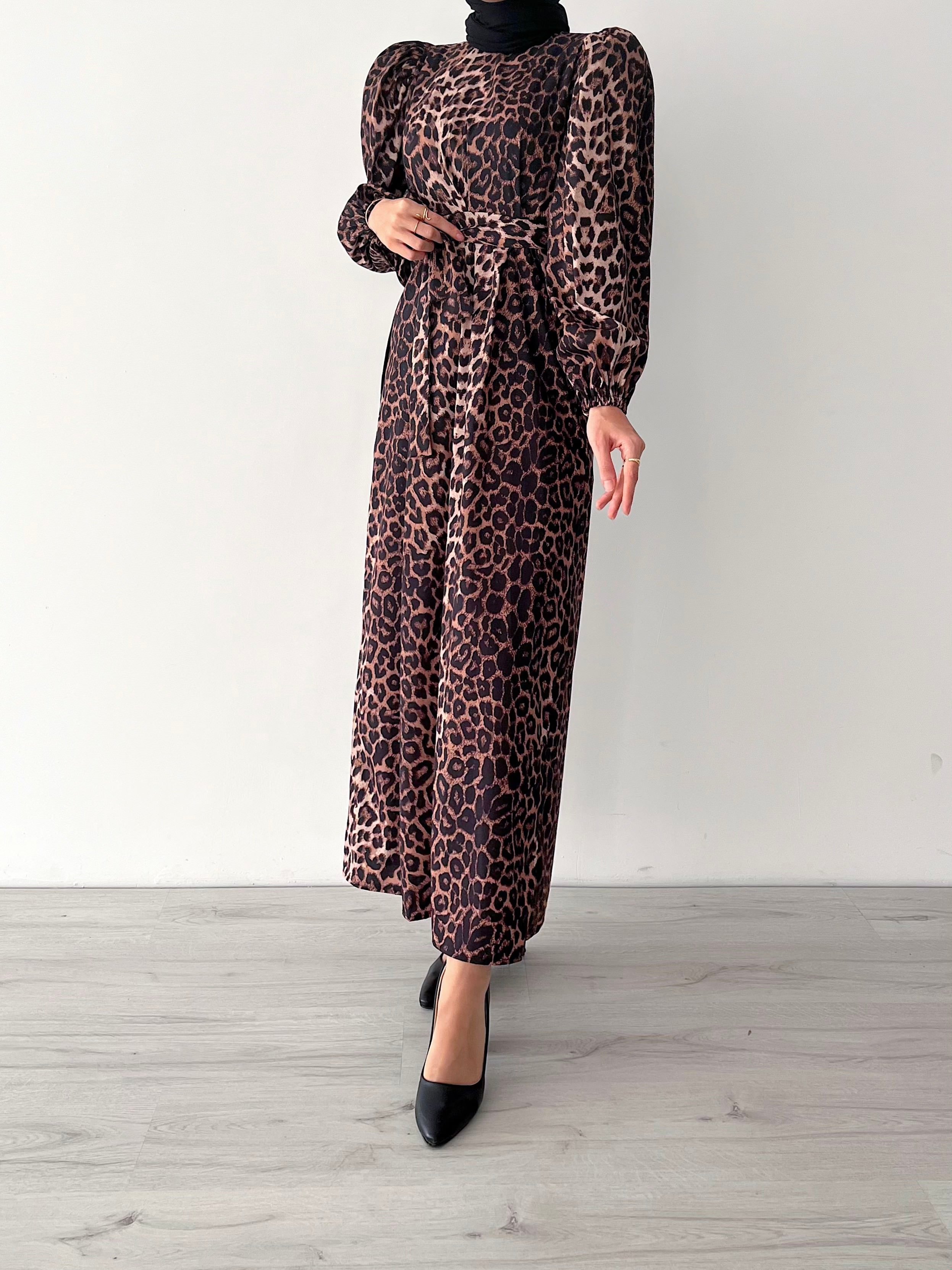 LEOPAR DESENLİ ELBİSE