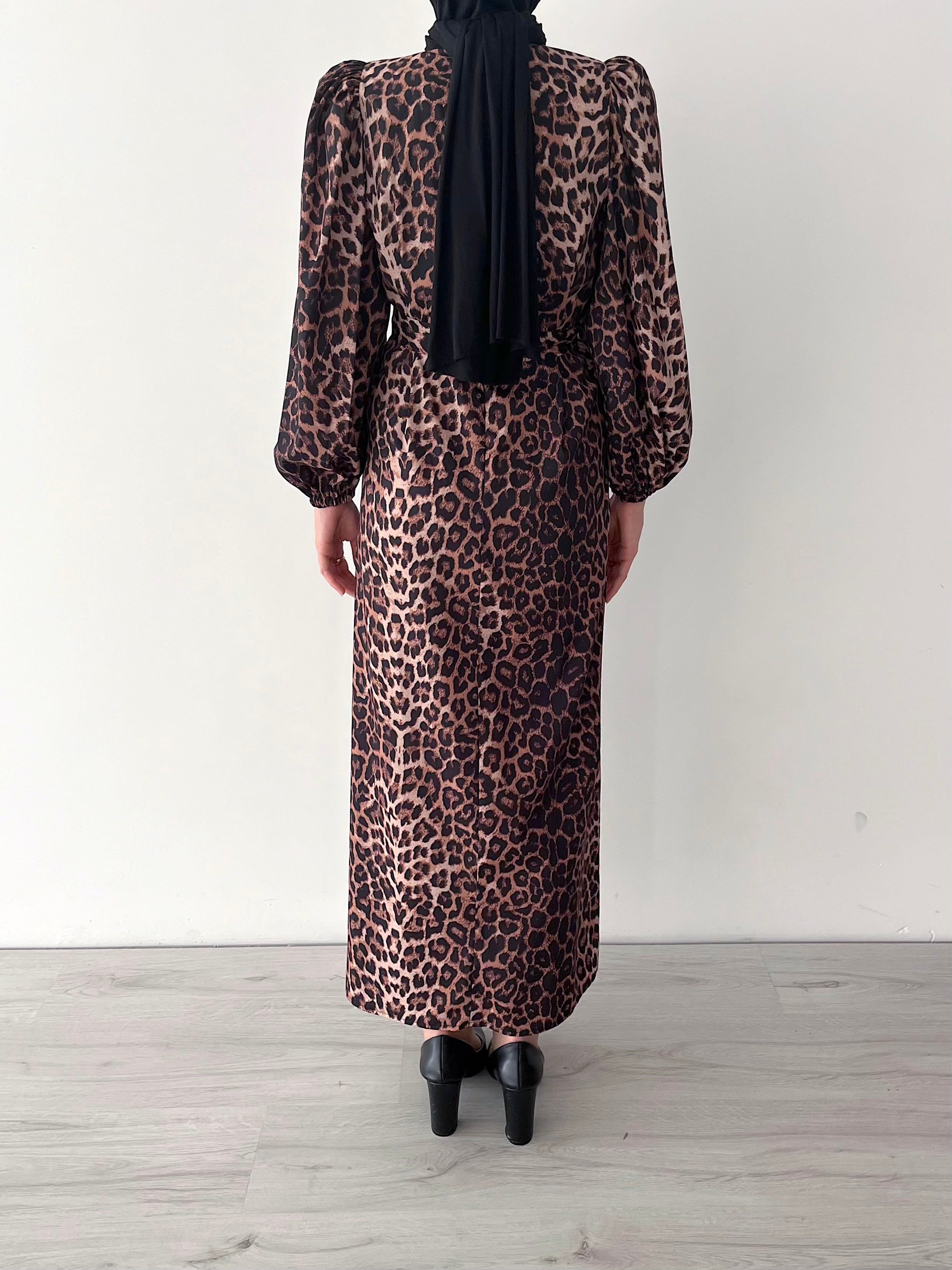 LEOPAR DESENLİ ELBİSE