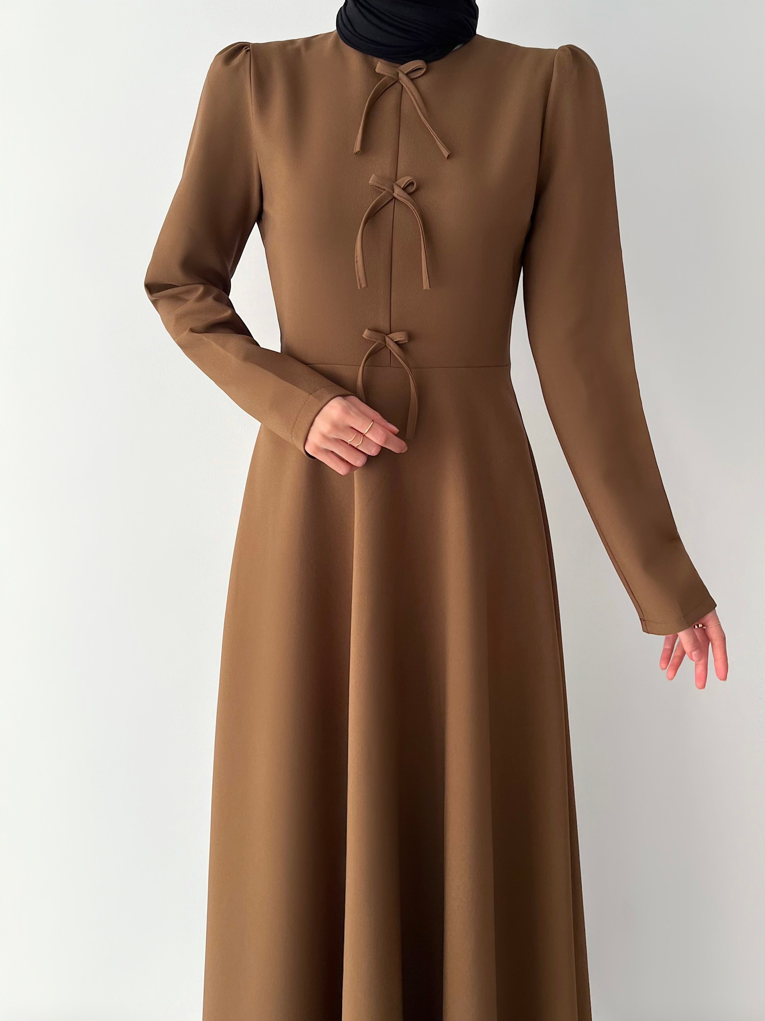 MARY FİYONK DETAYLI ELBİSE
