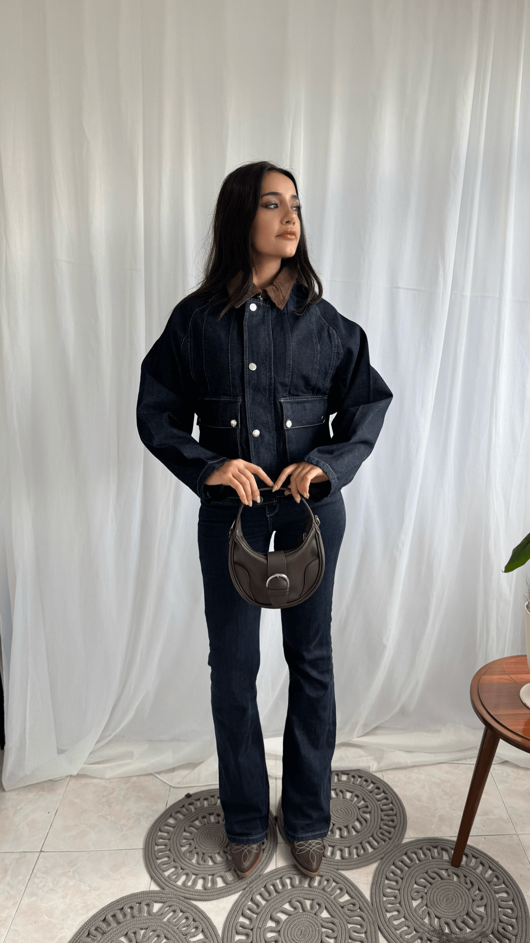 Denim Görünümlü Kısa Ceket