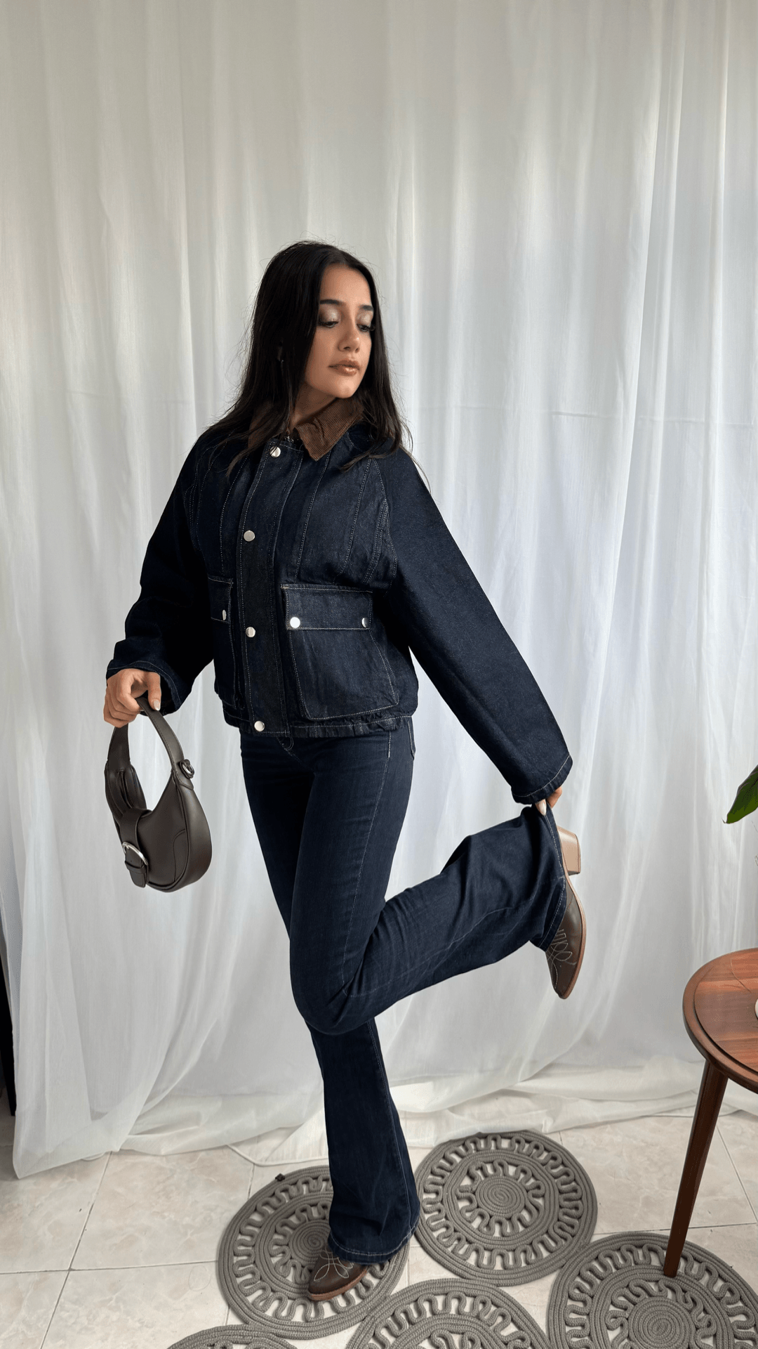 Denim Görünümlü Kısa Ceket