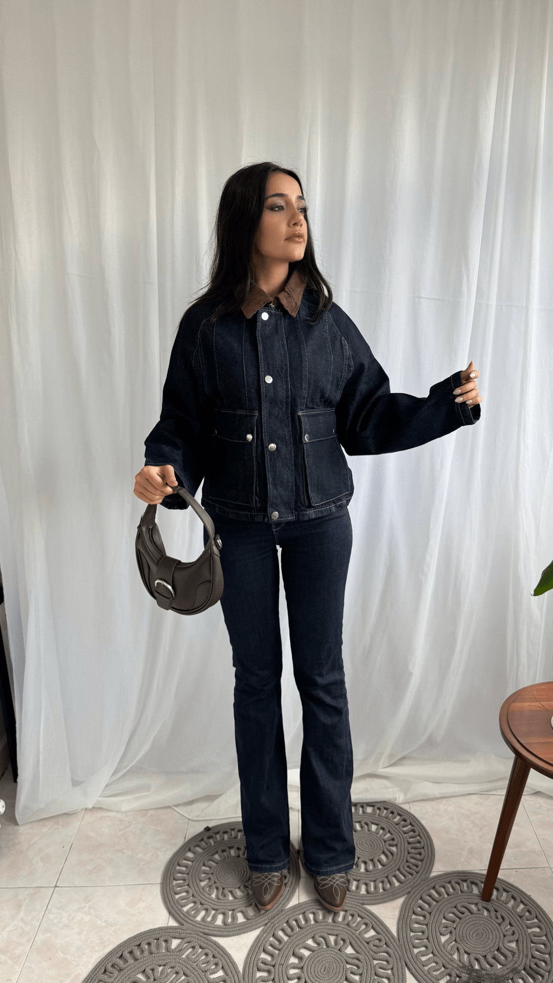 Denim Görünümlü Kısa Ceket
