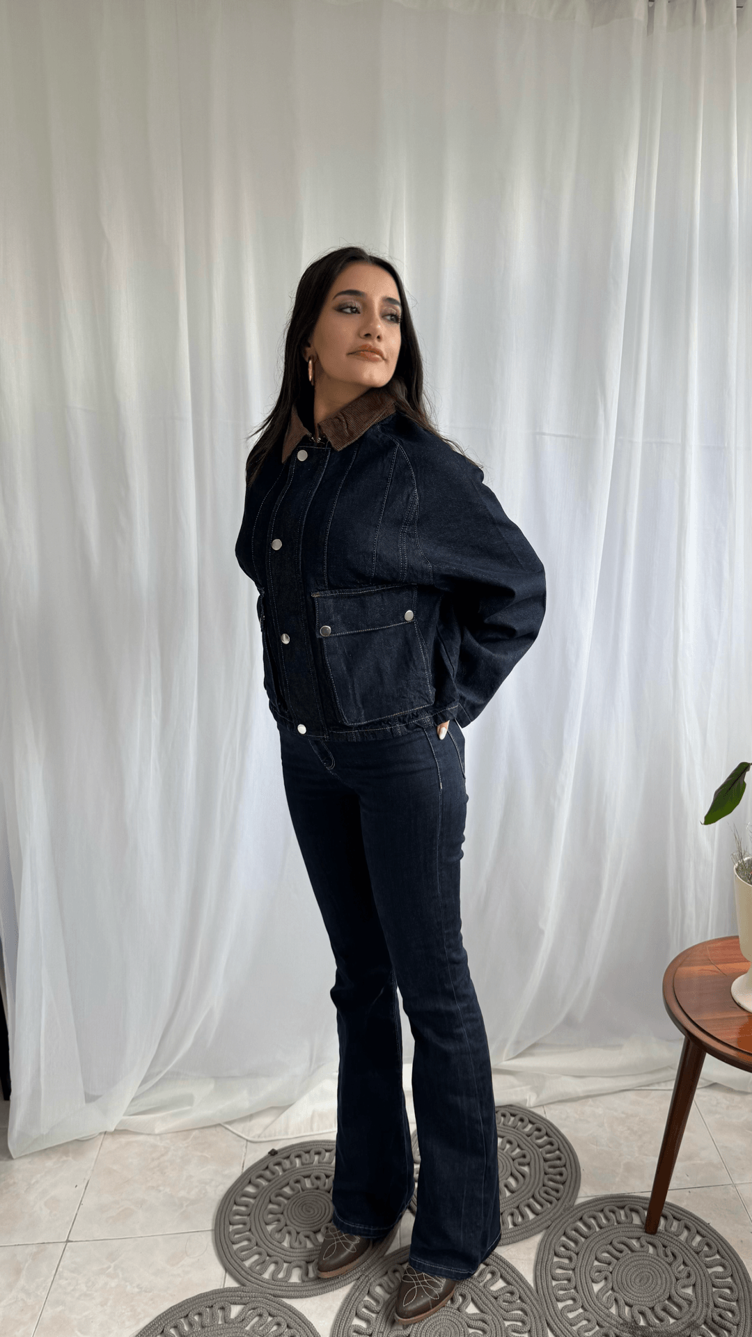 Denim Görünümlü Kısa Ceket