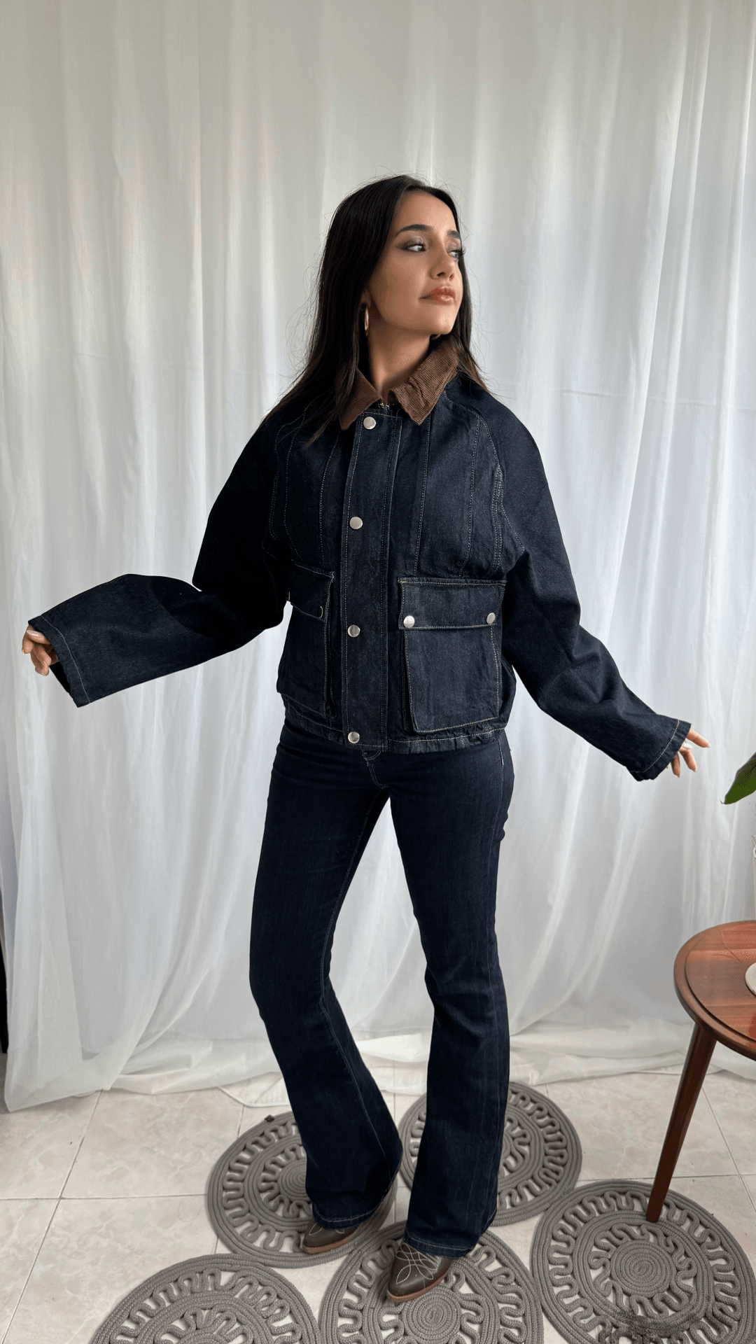 Denim Görünümlü Kısa Ceket
