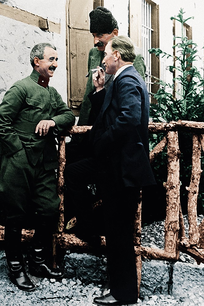 Mustafa Kemal Paşa, İsmet Paşa ve Albay İbrahim Çolak Renklendirme Poster