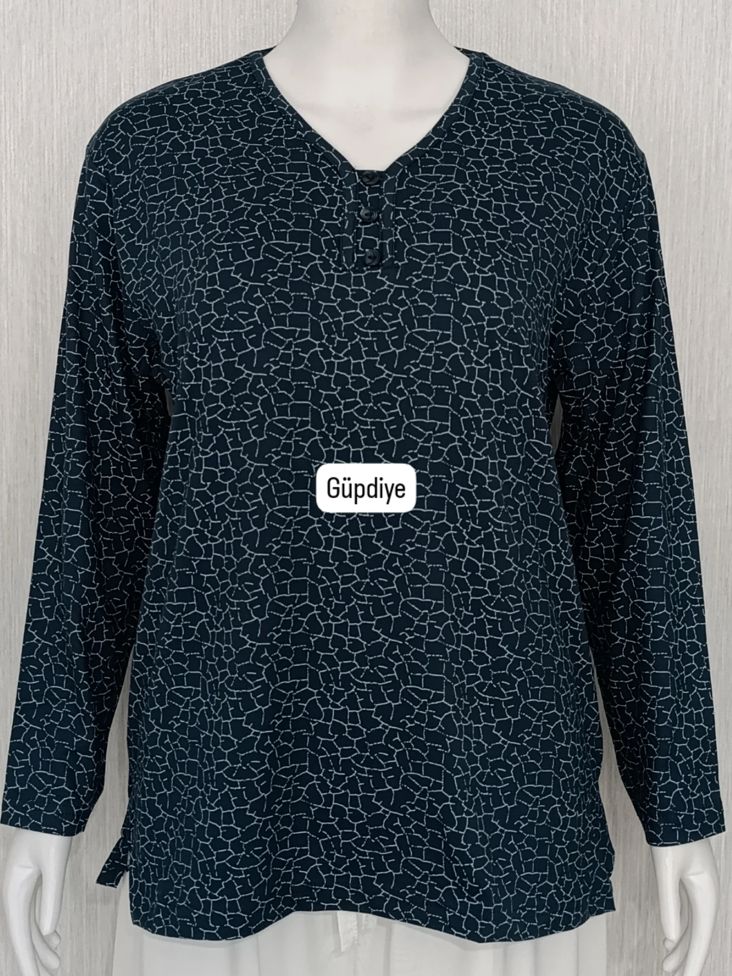 V Yaka Desenli Bluz