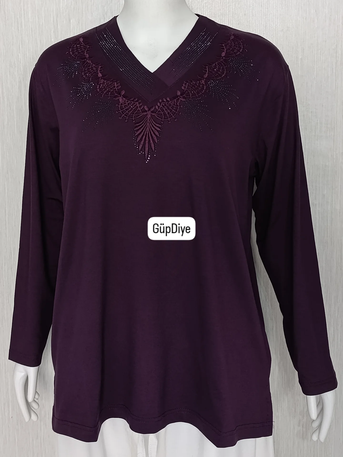 V Yaka Lüks Taşlı Bluz