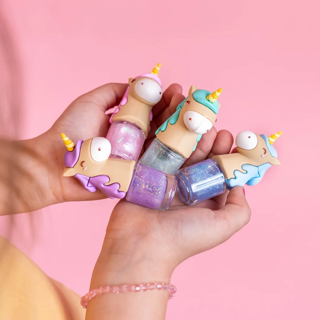 Martinelia Unicorn Kız Çocuk Unicorn Figürlü Su Bazlı Oje