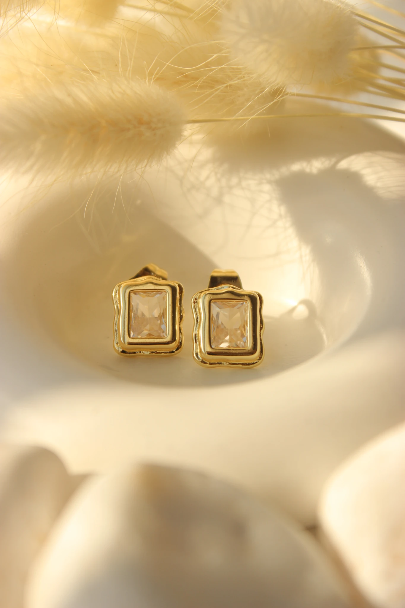 Clarisse Çelik Küpe