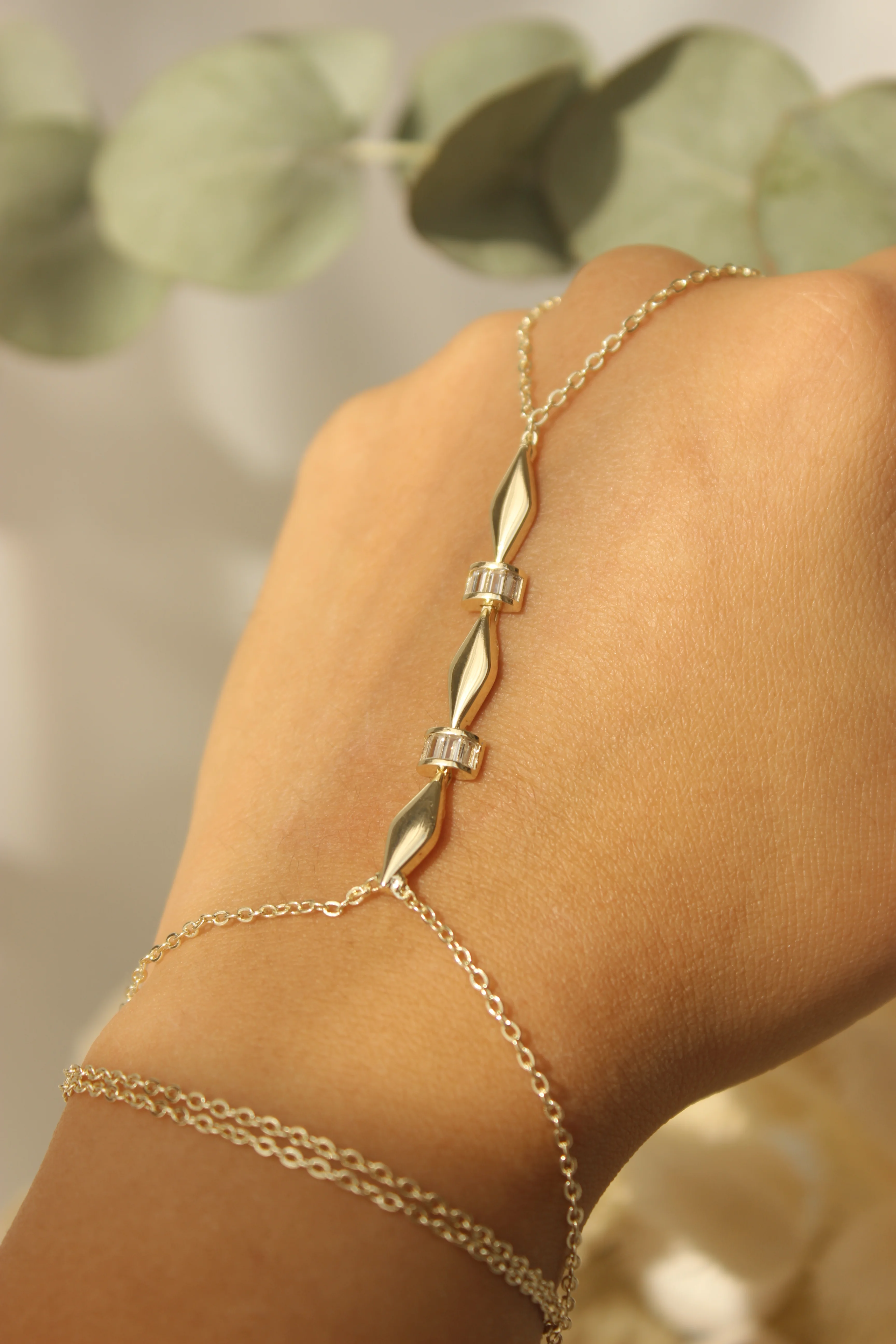 Selora Çelik Şahmeran