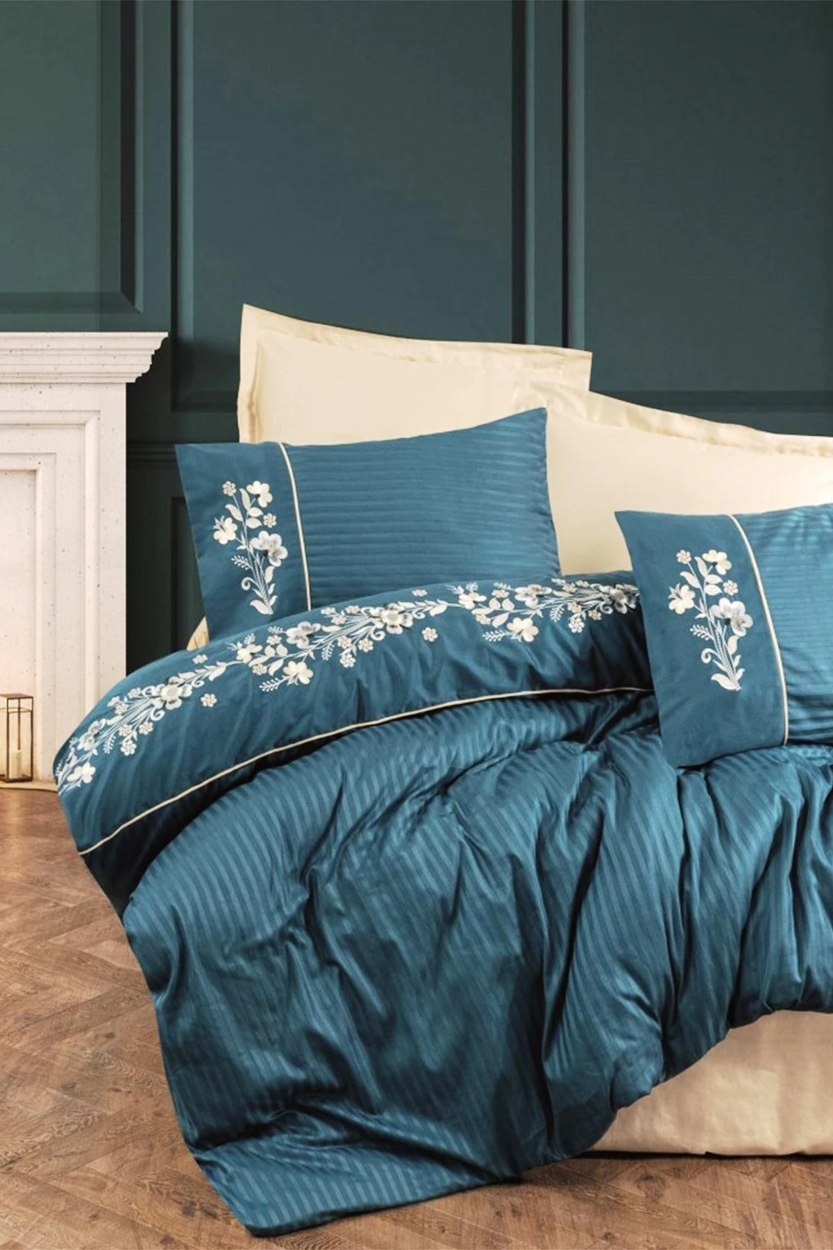 Nakışlı Saten Çift Kişilik Nevresim Takımı Lorenzo Mavi