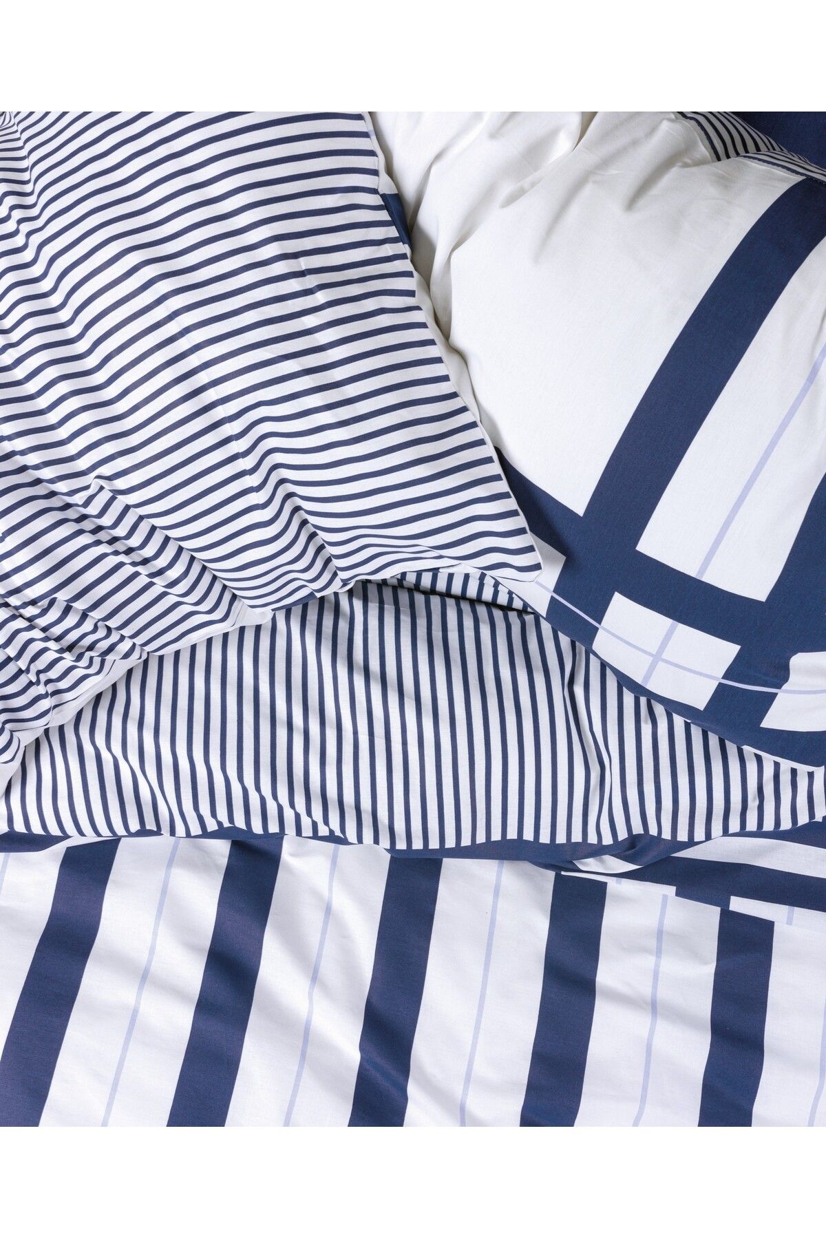 Nobil Ranforce Çift Kişilik Nevresim Takımı Nifty Lacivert