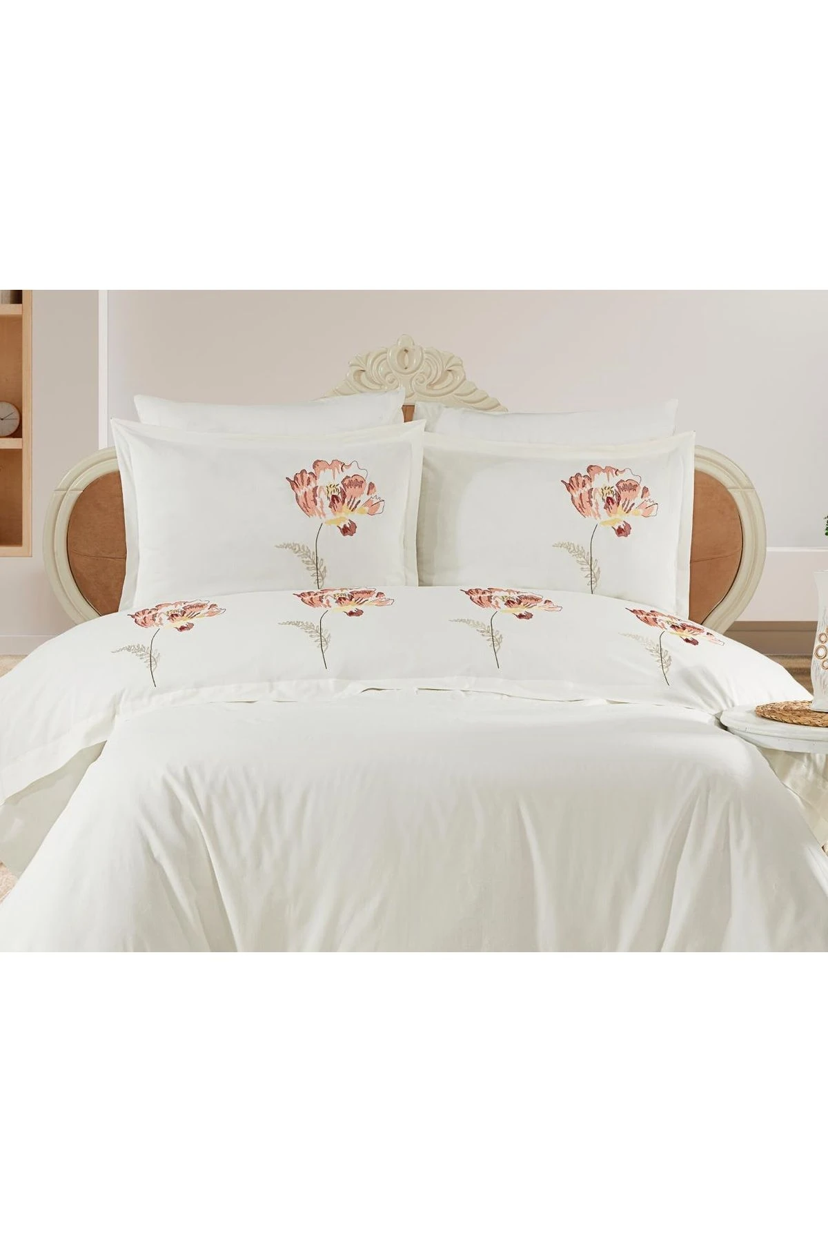 Madame Suzie 6 Parça Zambak Pudra Nakışlı Nevresim Takımı