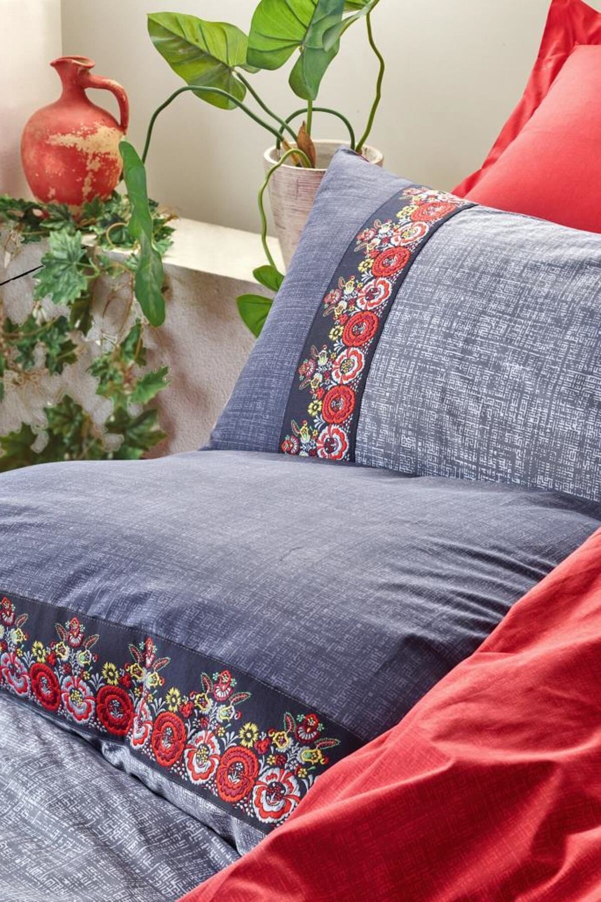 Folk Art Çift Kişilik Nevresim Takimi Lacivert