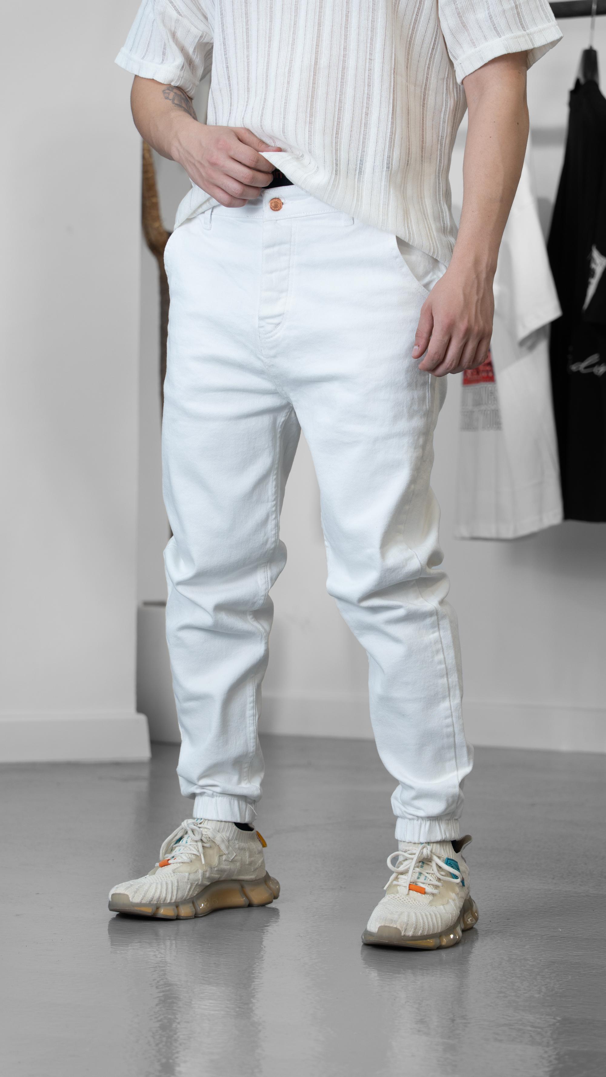 Beyaz Jogger Pantolon