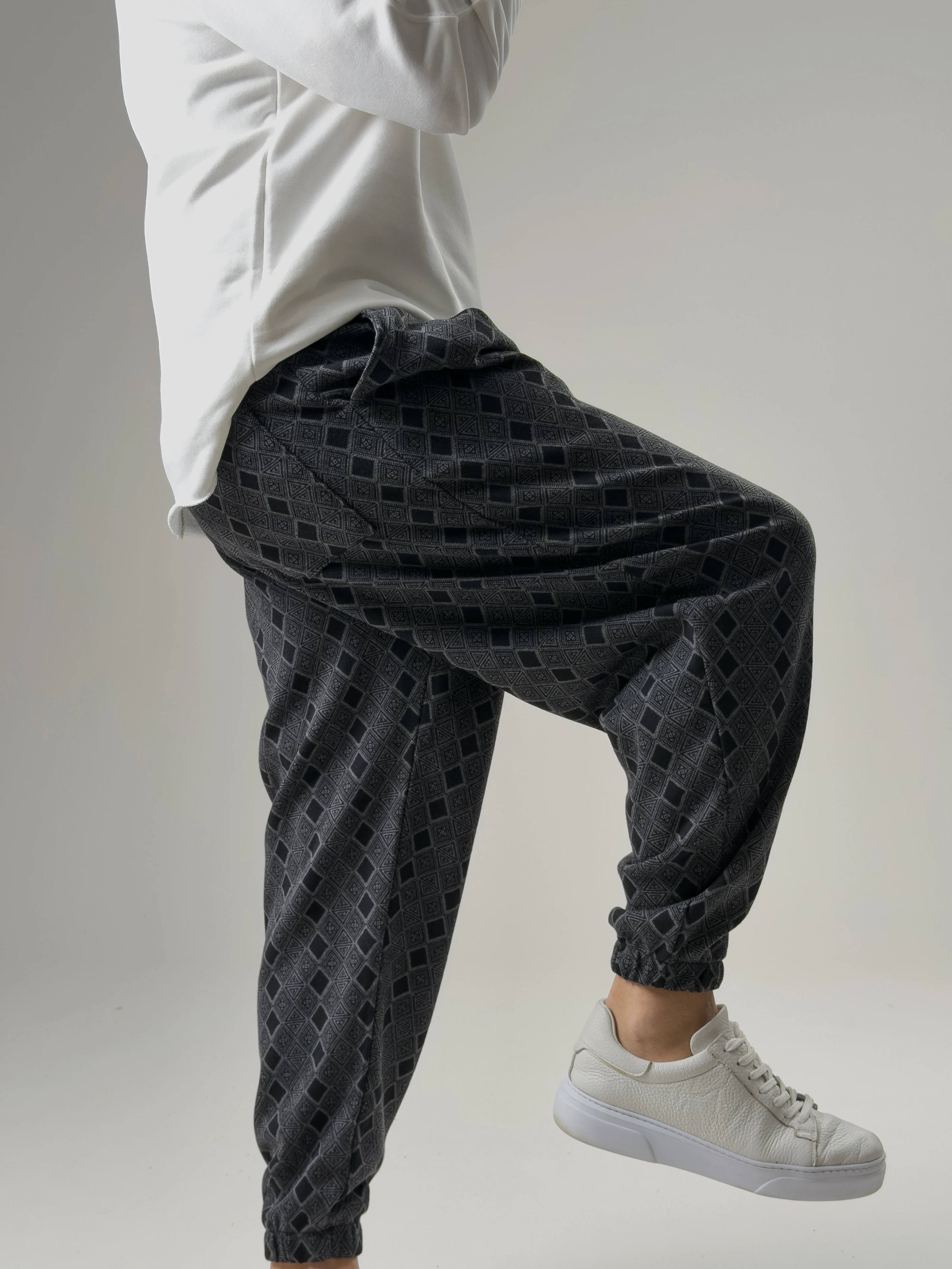 Desenli Erkek Pileli Yarım Şalvar COC2574