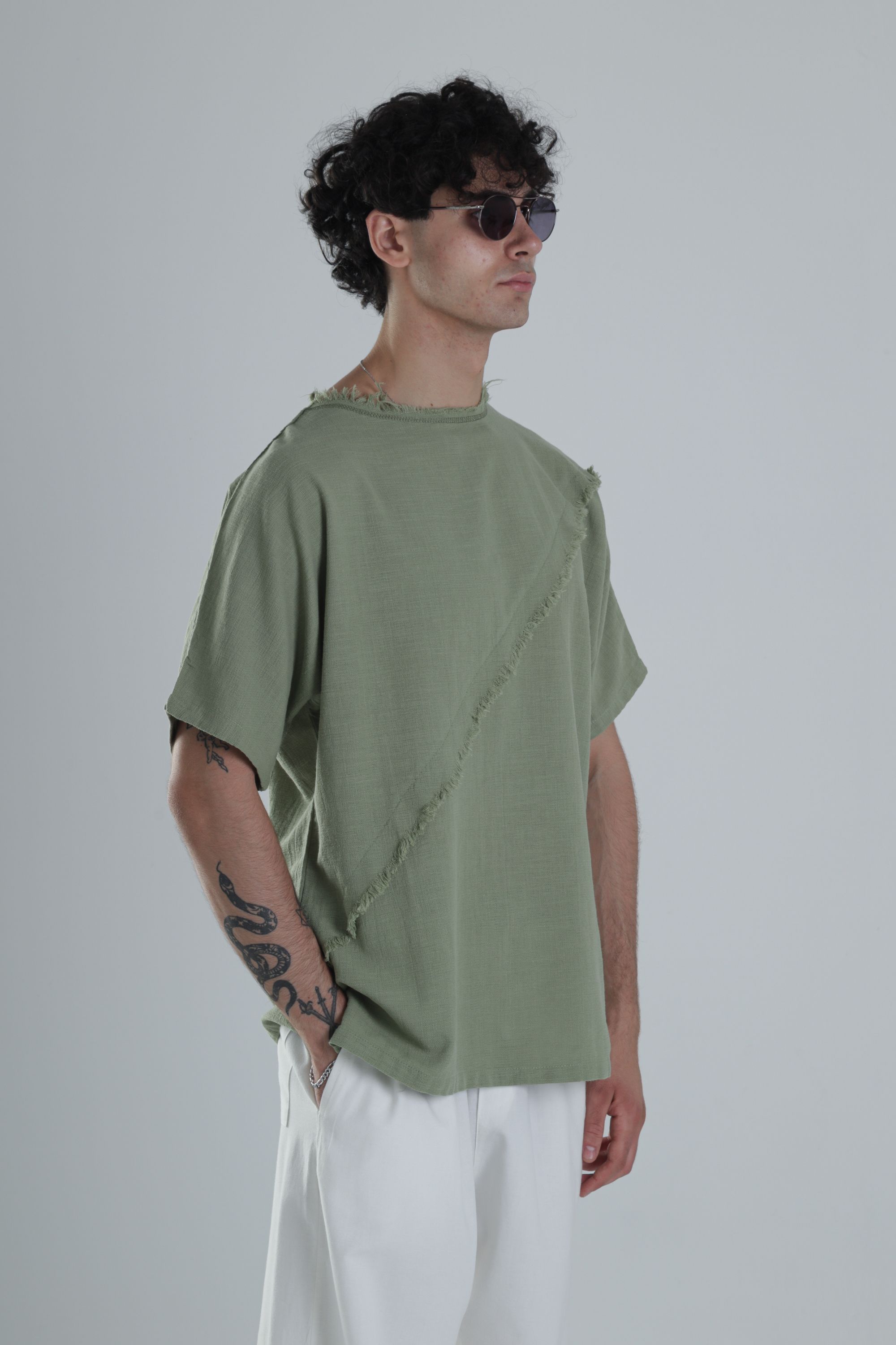 Tasarım Yeşil T-Shirt