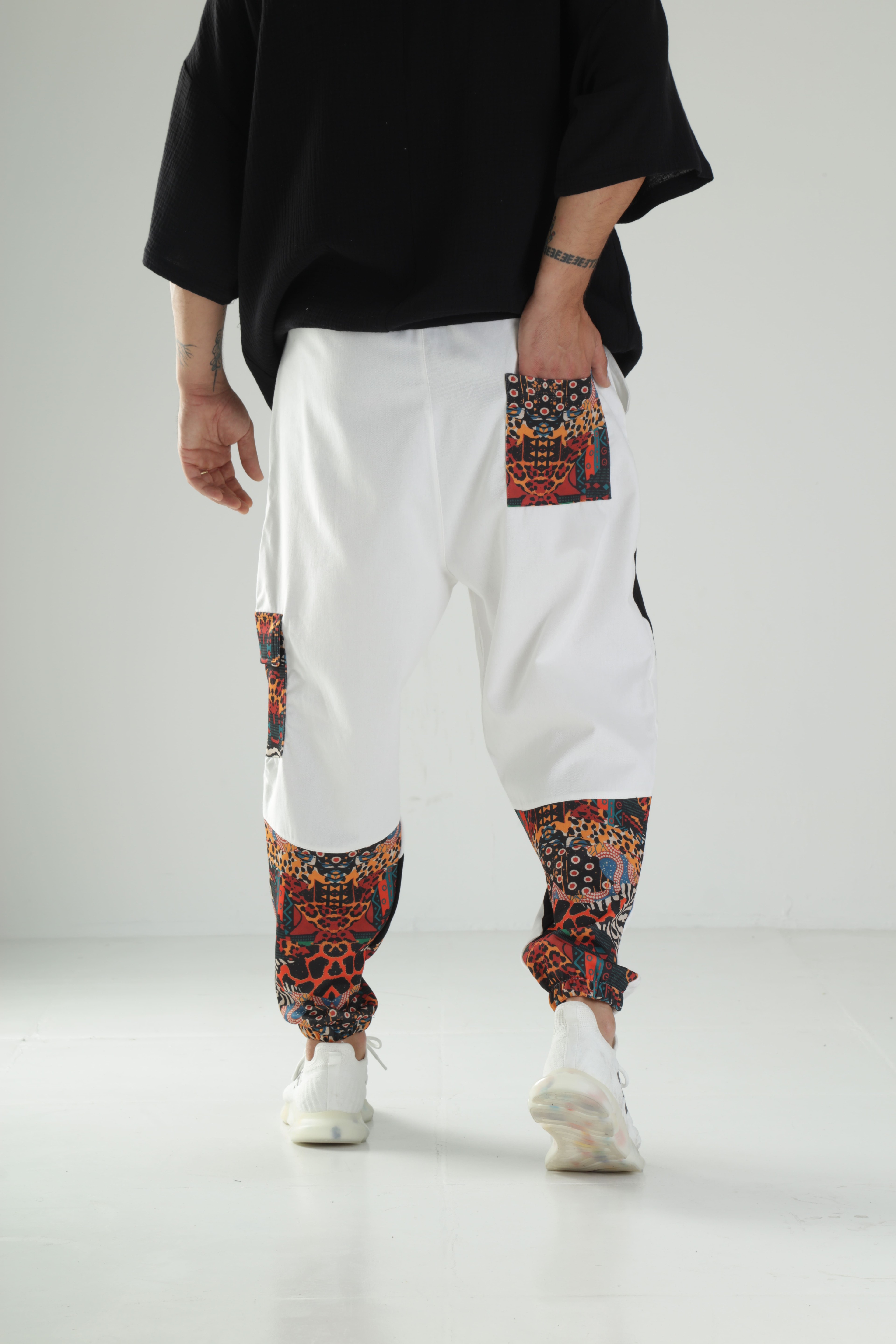 Etnik Desenli Gabardin Jogger Pantolon