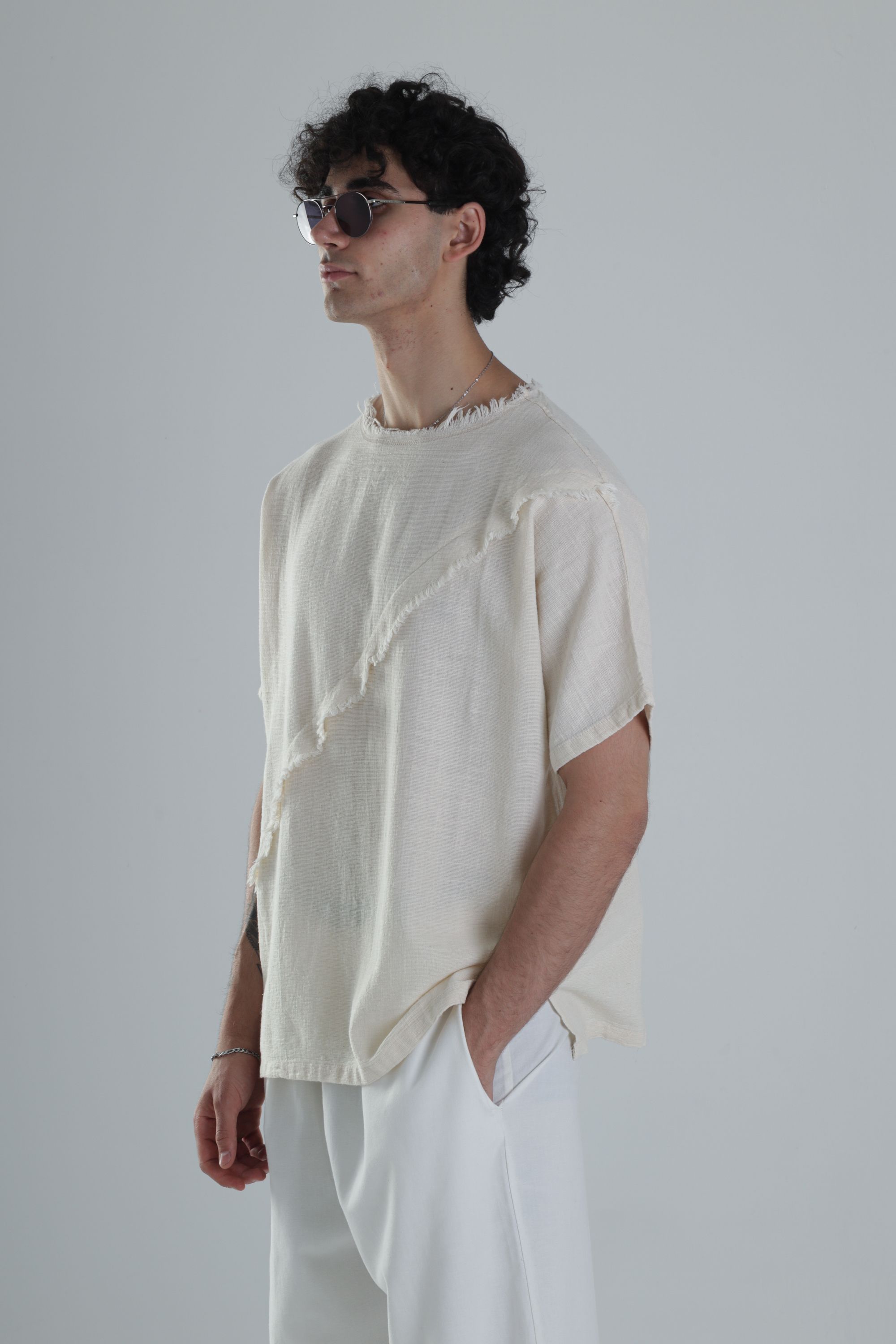 Tasarım Bej T-Shirt