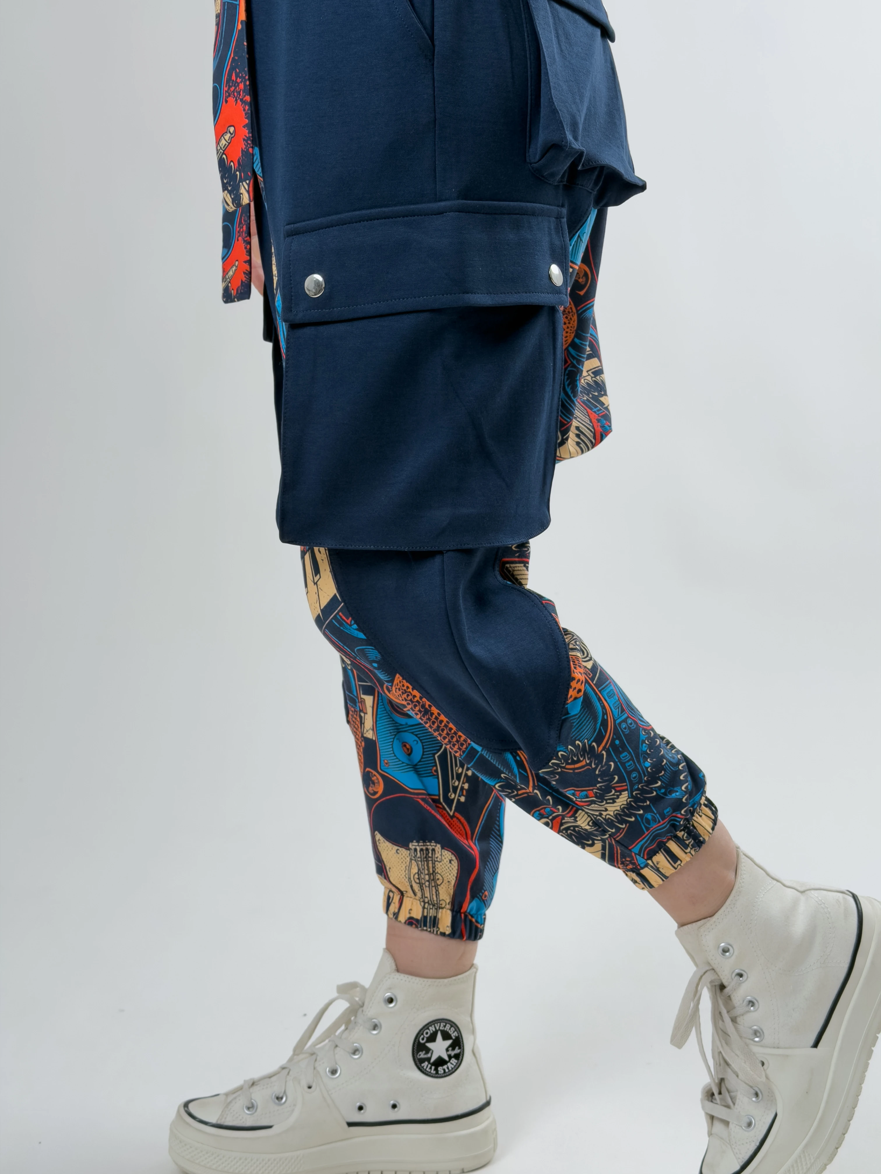 Garni Tasarım Kadın Lacivert Müzik Desenli Spor Şalvar COC2622