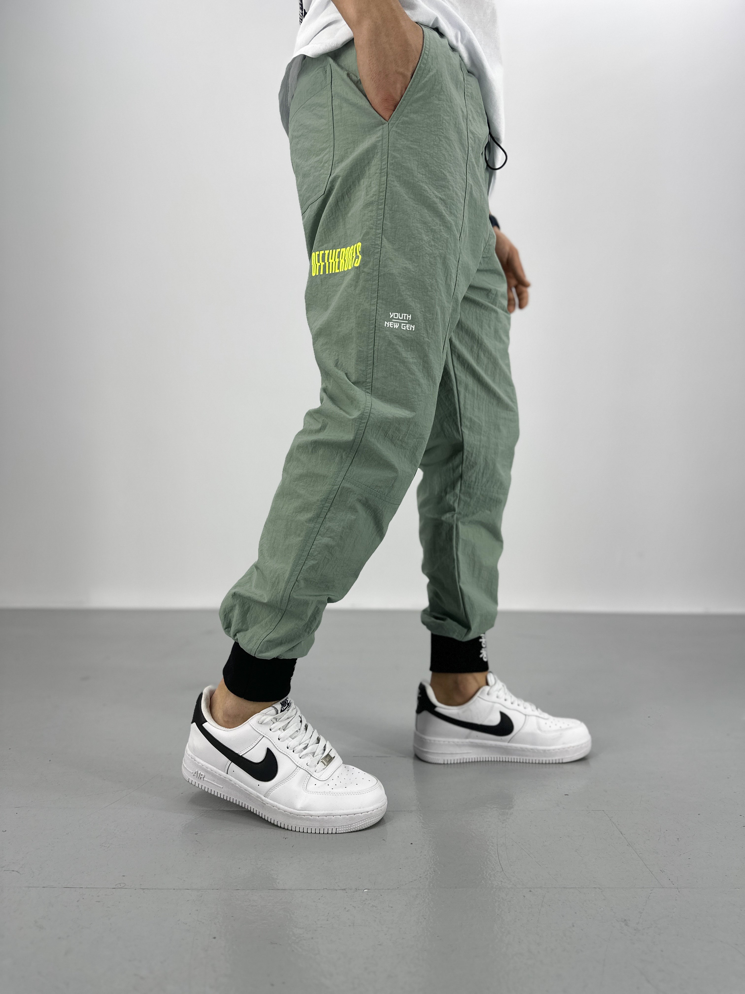 Premium Kalite Su Yeşili Paraşüt Kumaş Jogger