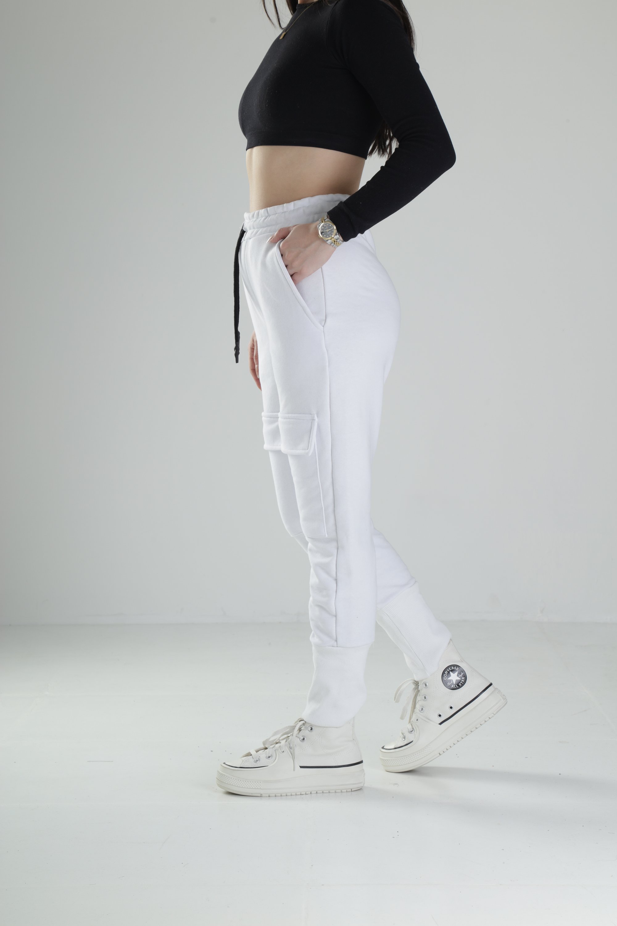 Beyaz Cep Detaylı Jogger Pantolon