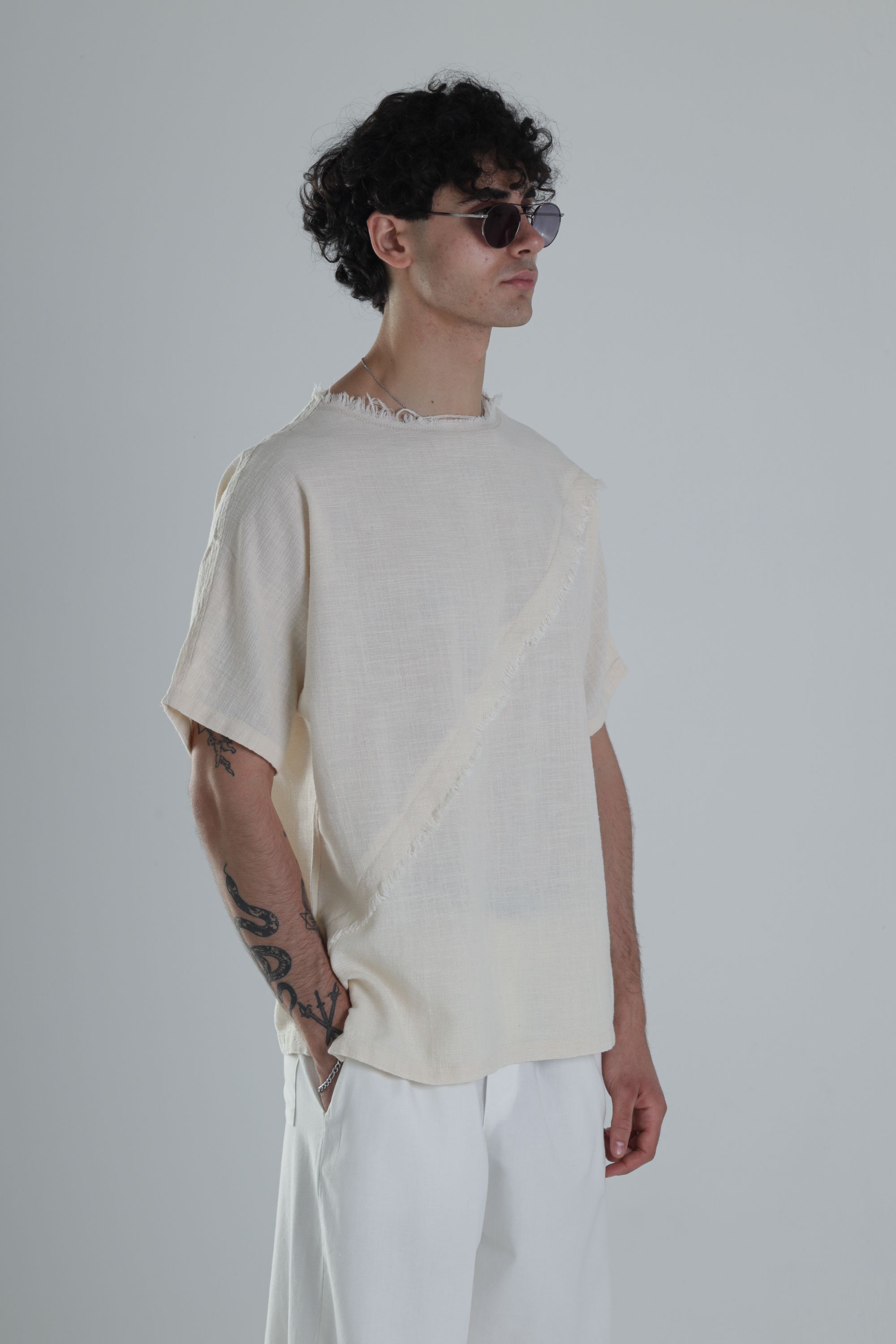 Tasarım Bej T-Shirt