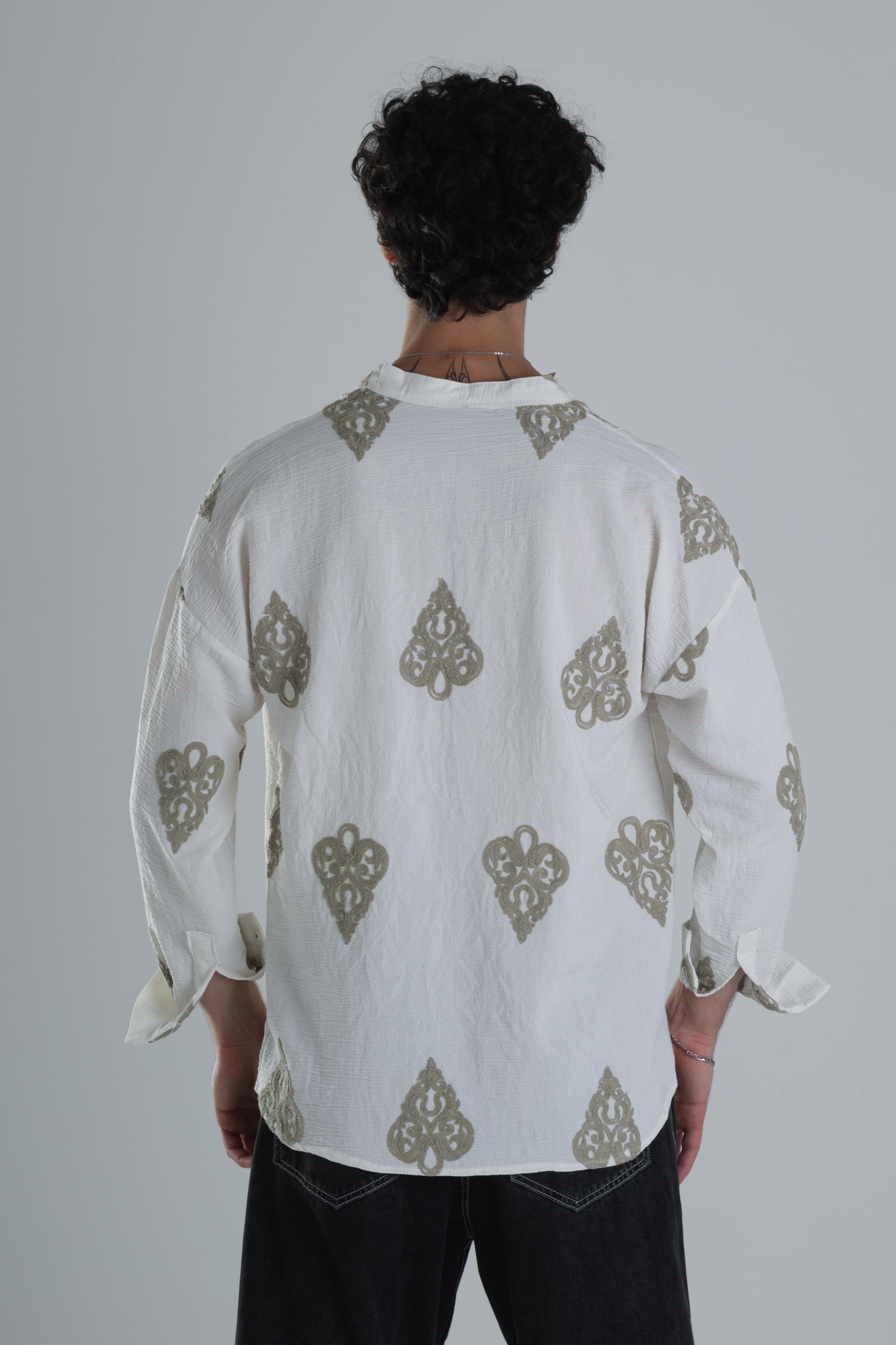 Yeşil Nakış Detaylı Oversize Gömlek