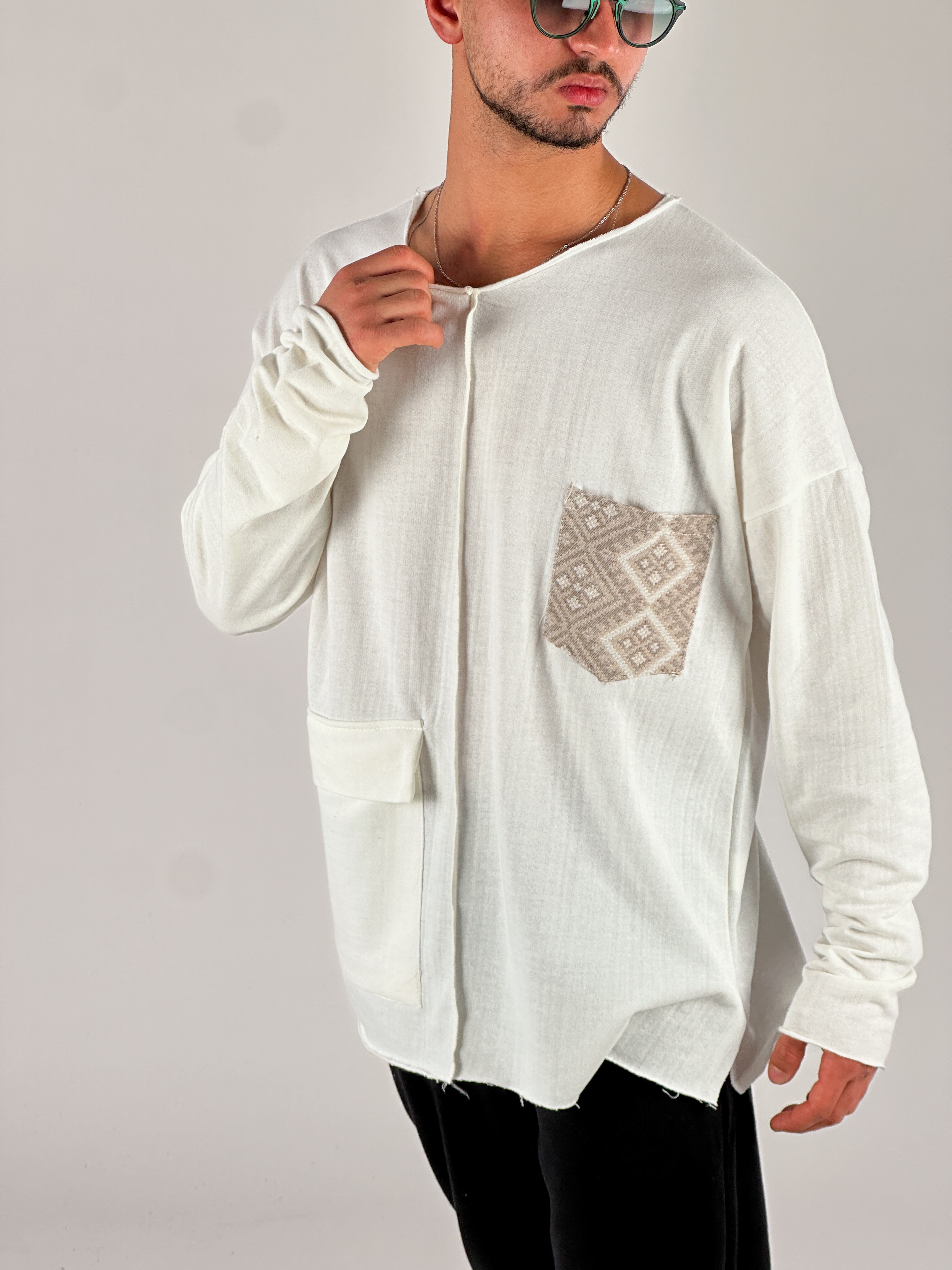 Kahve Cep Detaylı Etnik Tasarım Sweatshirt