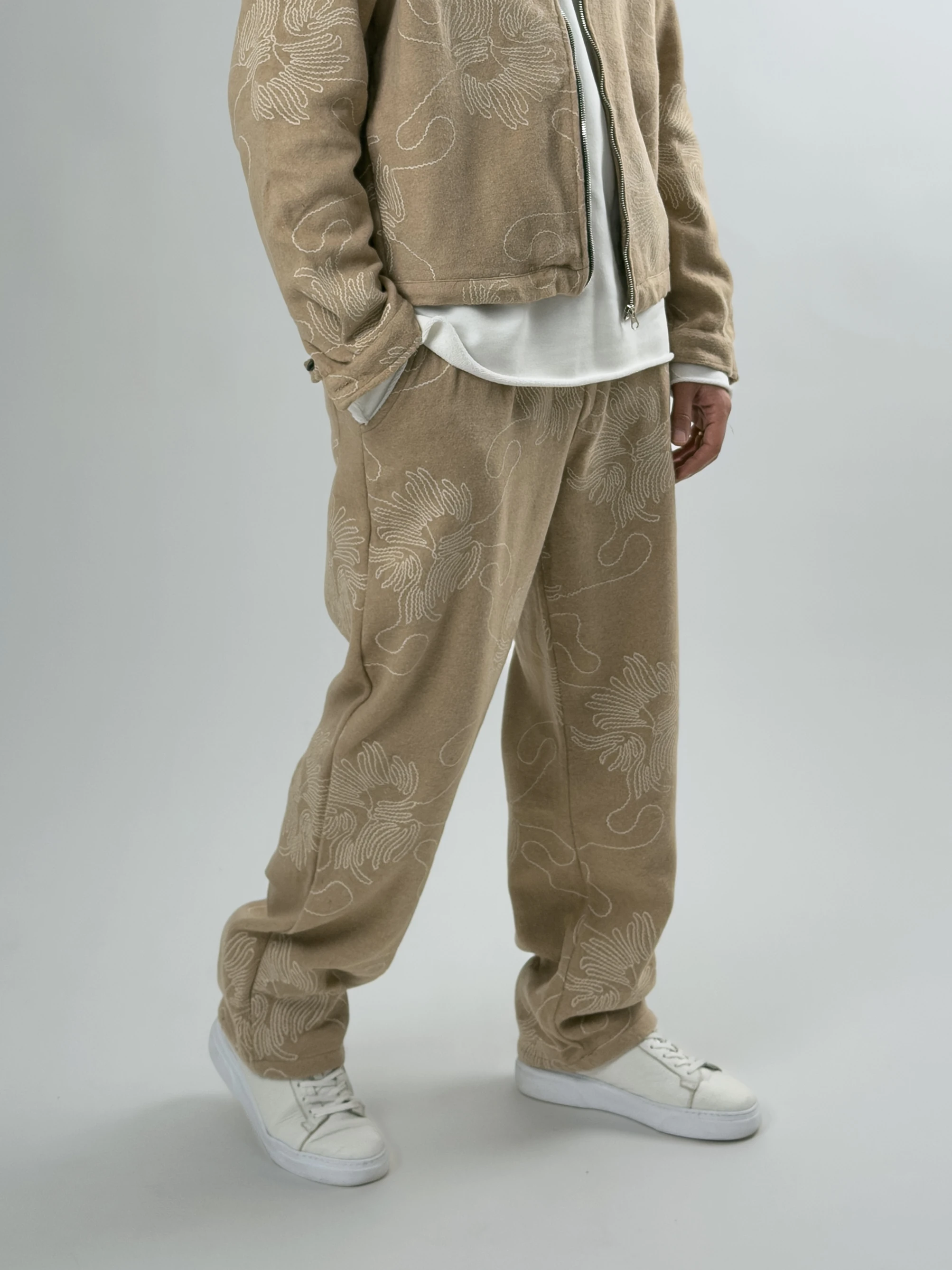 Nakış İşlemeli Erkek Bej Takım COC2628