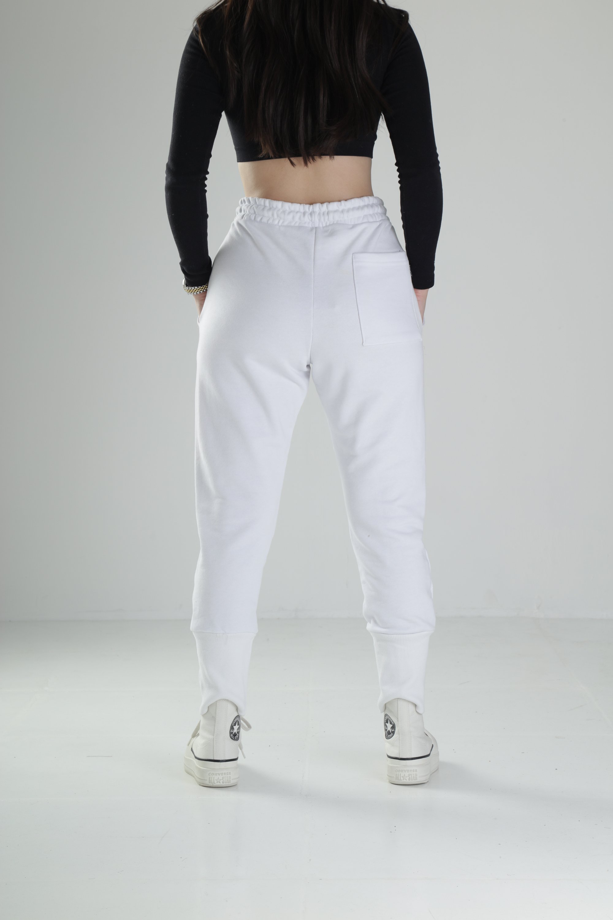 Beyaz Cep Detaylı Jogger Pantolon