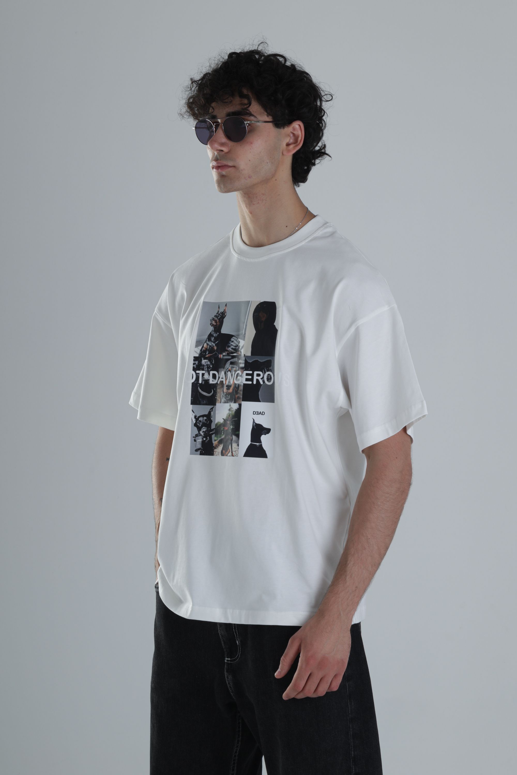 Not Dangerous Beyaz Oversize Tasarım T-Shirt