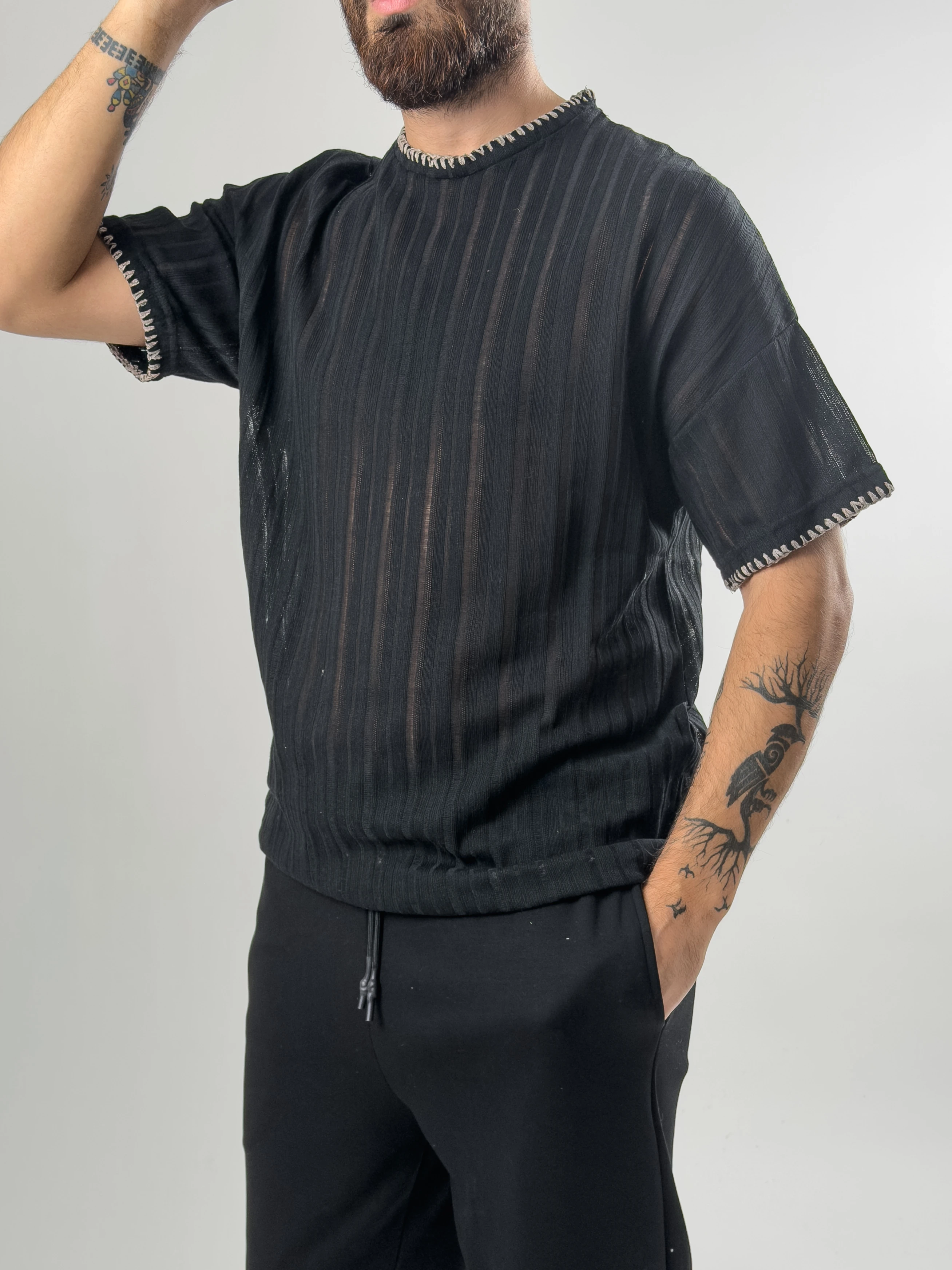 Yaka İp Detaylı Tasarım Erkek Siyah T-Shirt COC2611