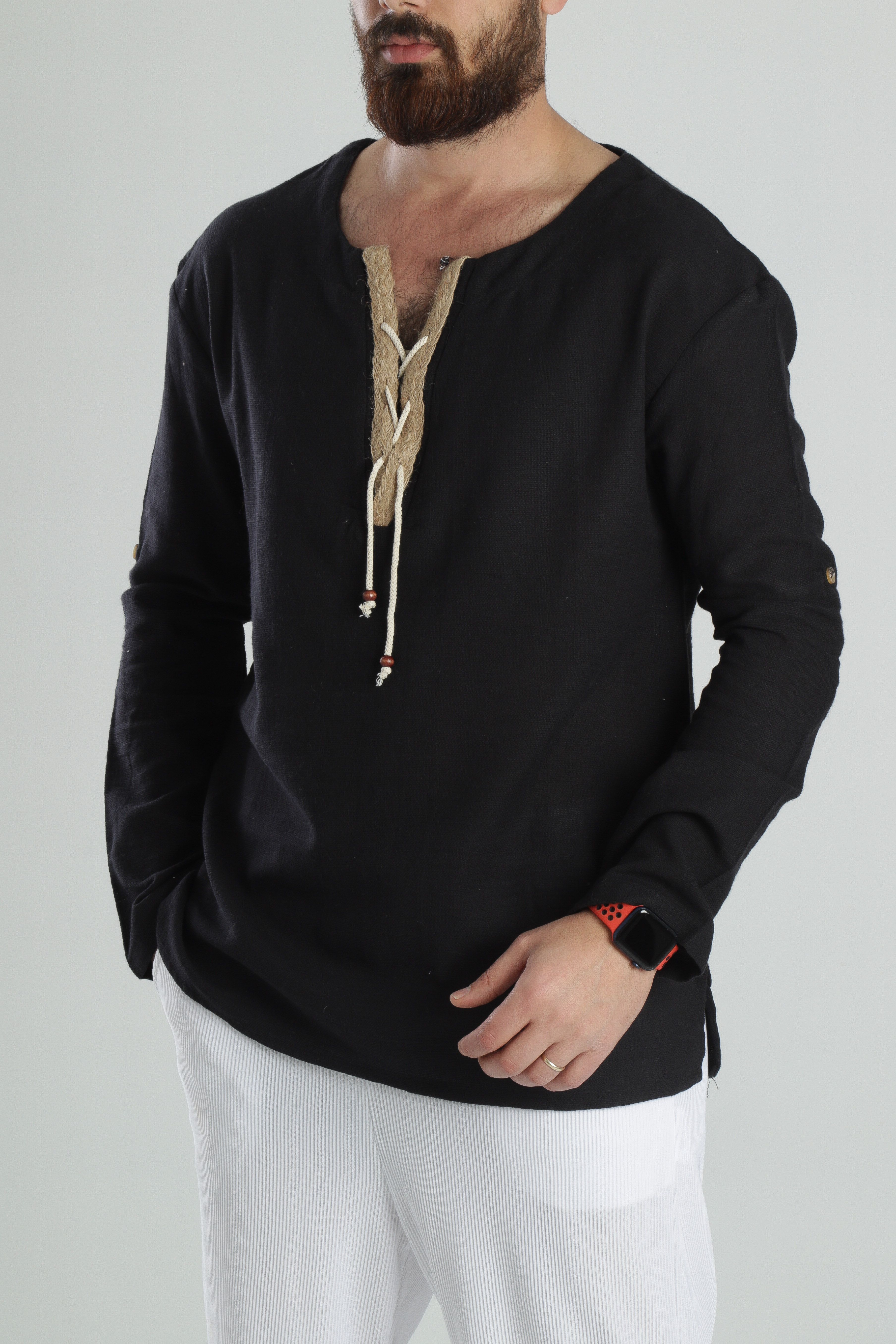Tasarım İpli Siyah T-Shirt