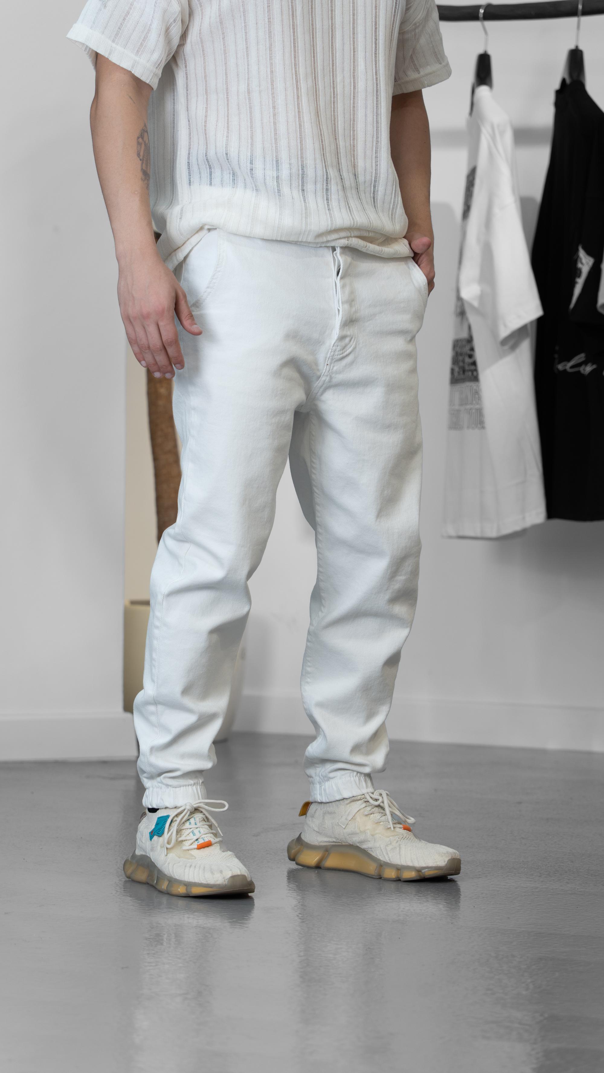 Beyaz Jogger