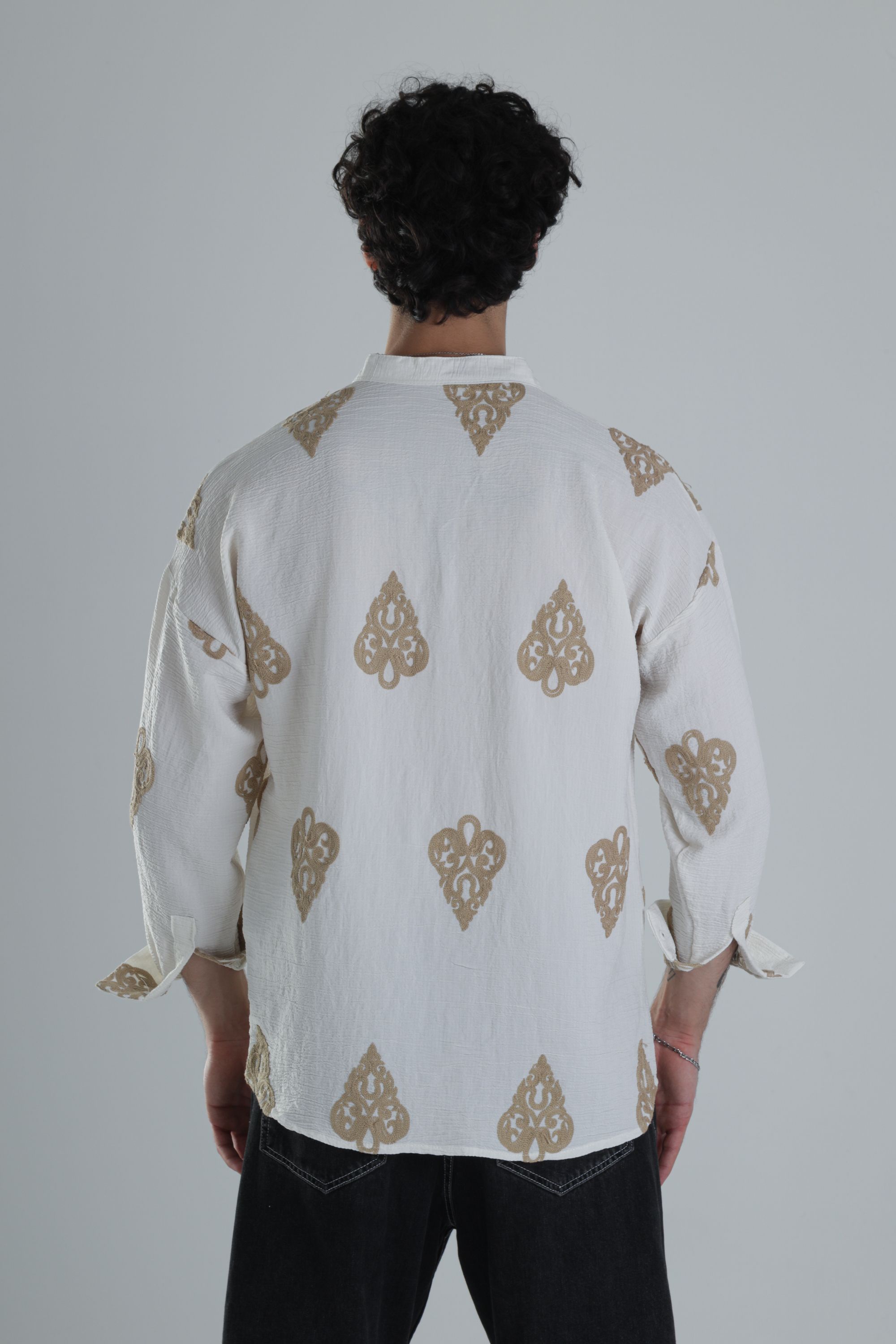 Kahve Nakış Detaylı Oversize Gömlek