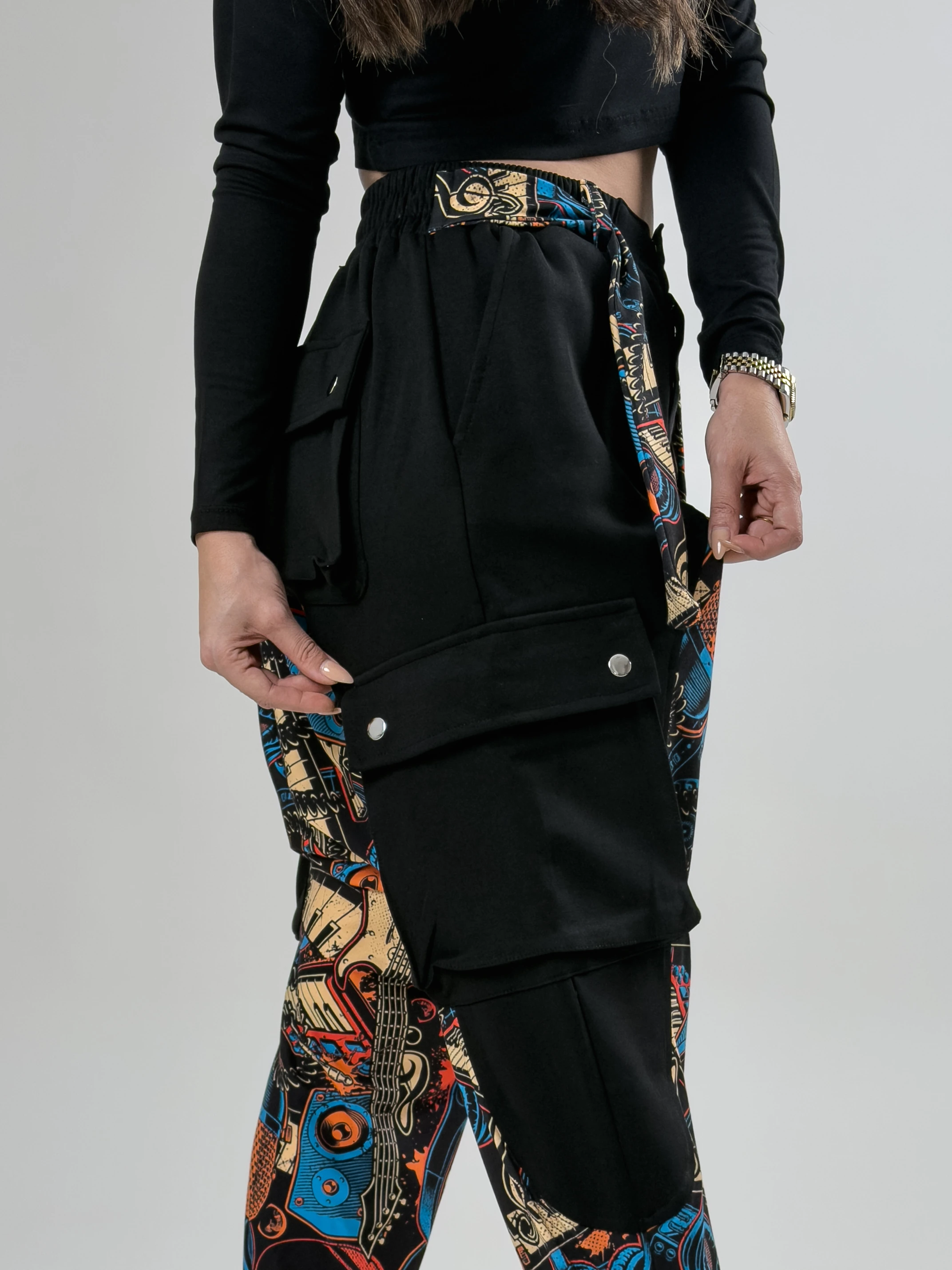 Garni Tasarım Kadın Müzik Desenli Siyah Spor Şalvar COC2615