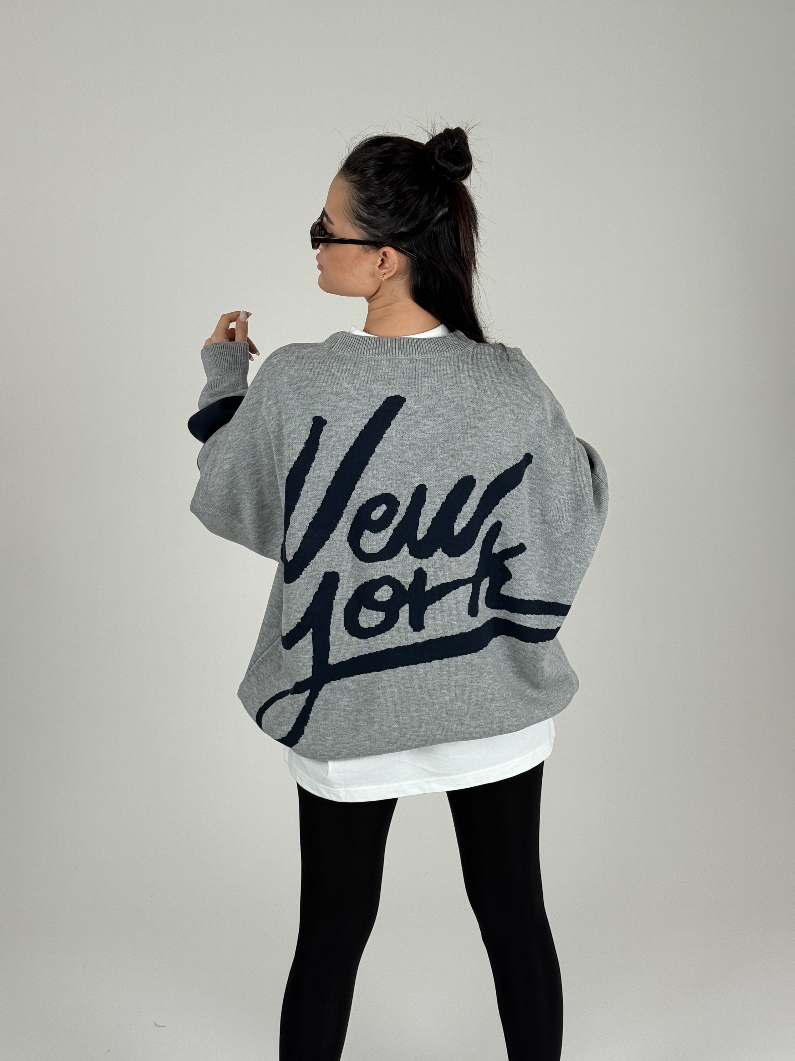 Oversize Gri New York Kadın Triko Sweat