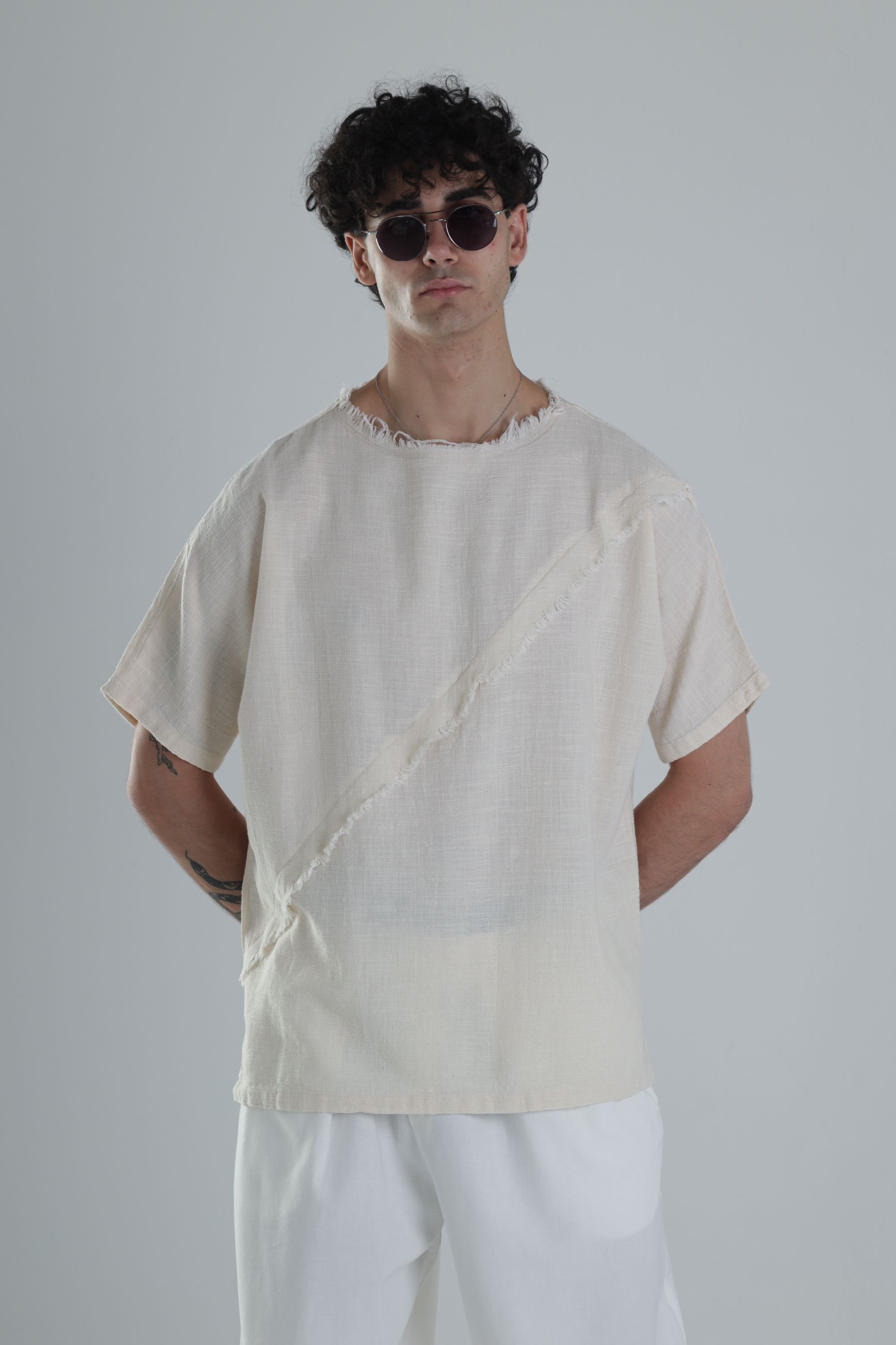 Tasarım Bej T-Shirt