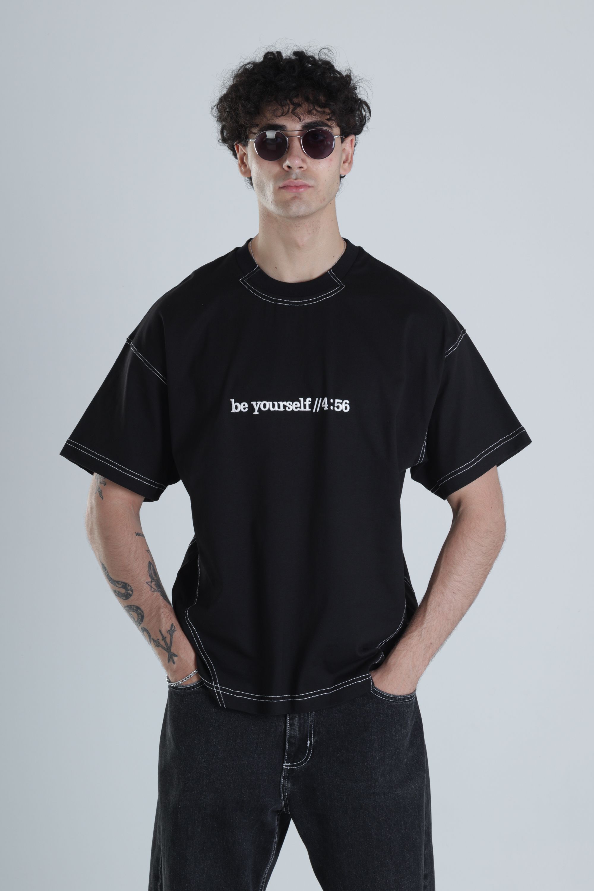 Be Yourself Siyah Oversize Tasarım T-Shirt