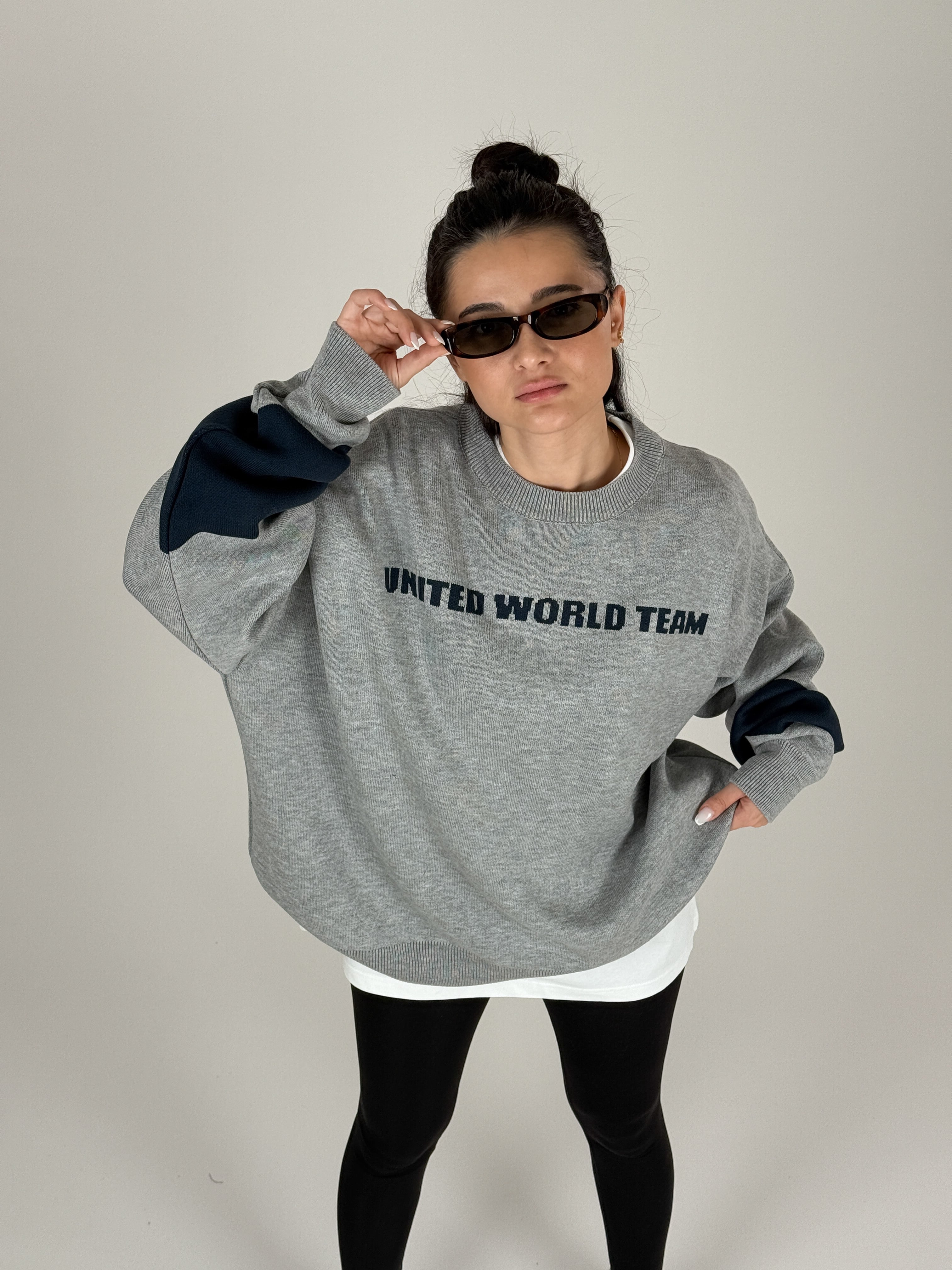 Oversize Gri New York Kadın Triko Sweat