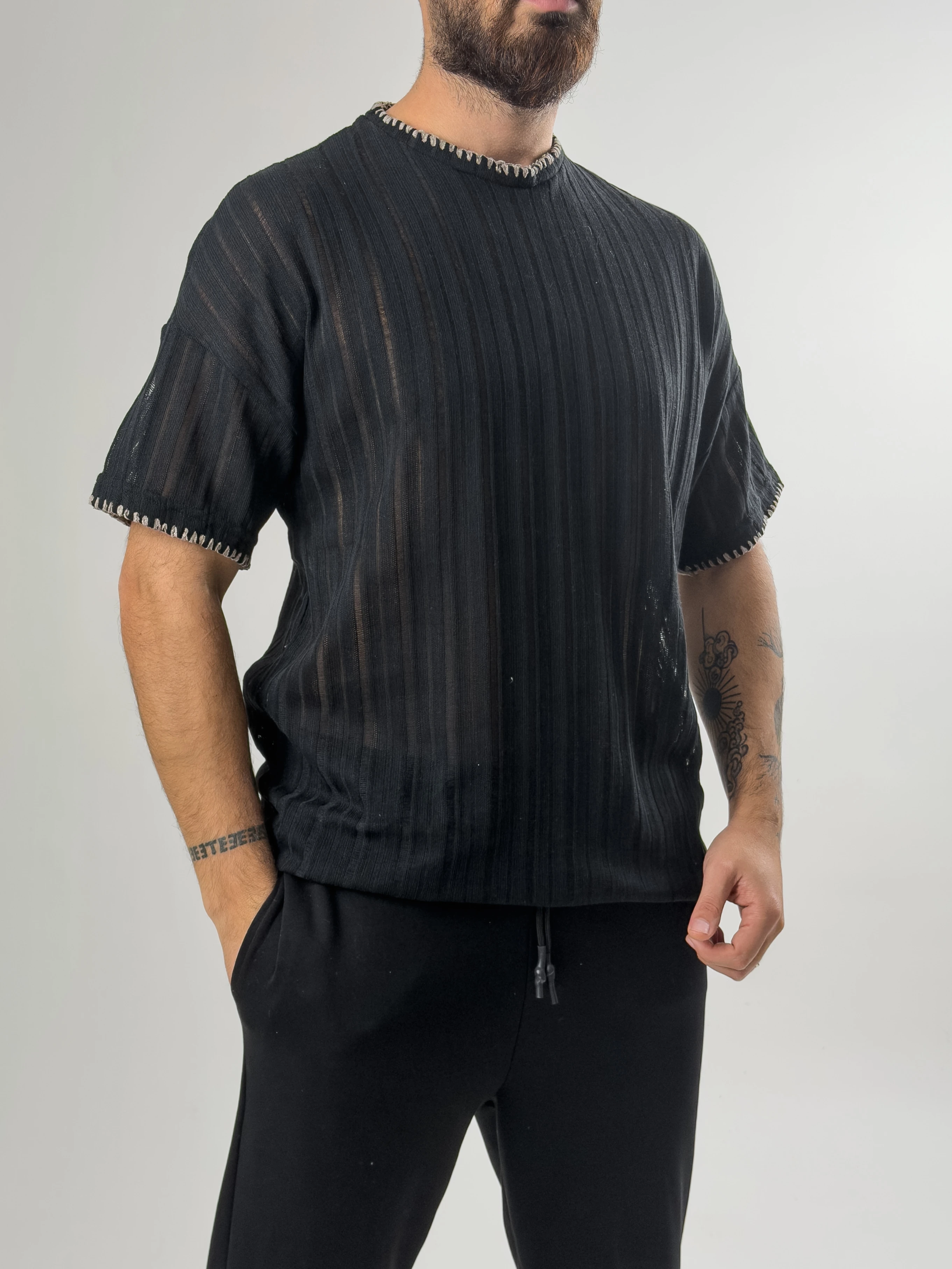 Yaka İp Detaylı Tasarım Erkek Siyah T-Shirt COC2611