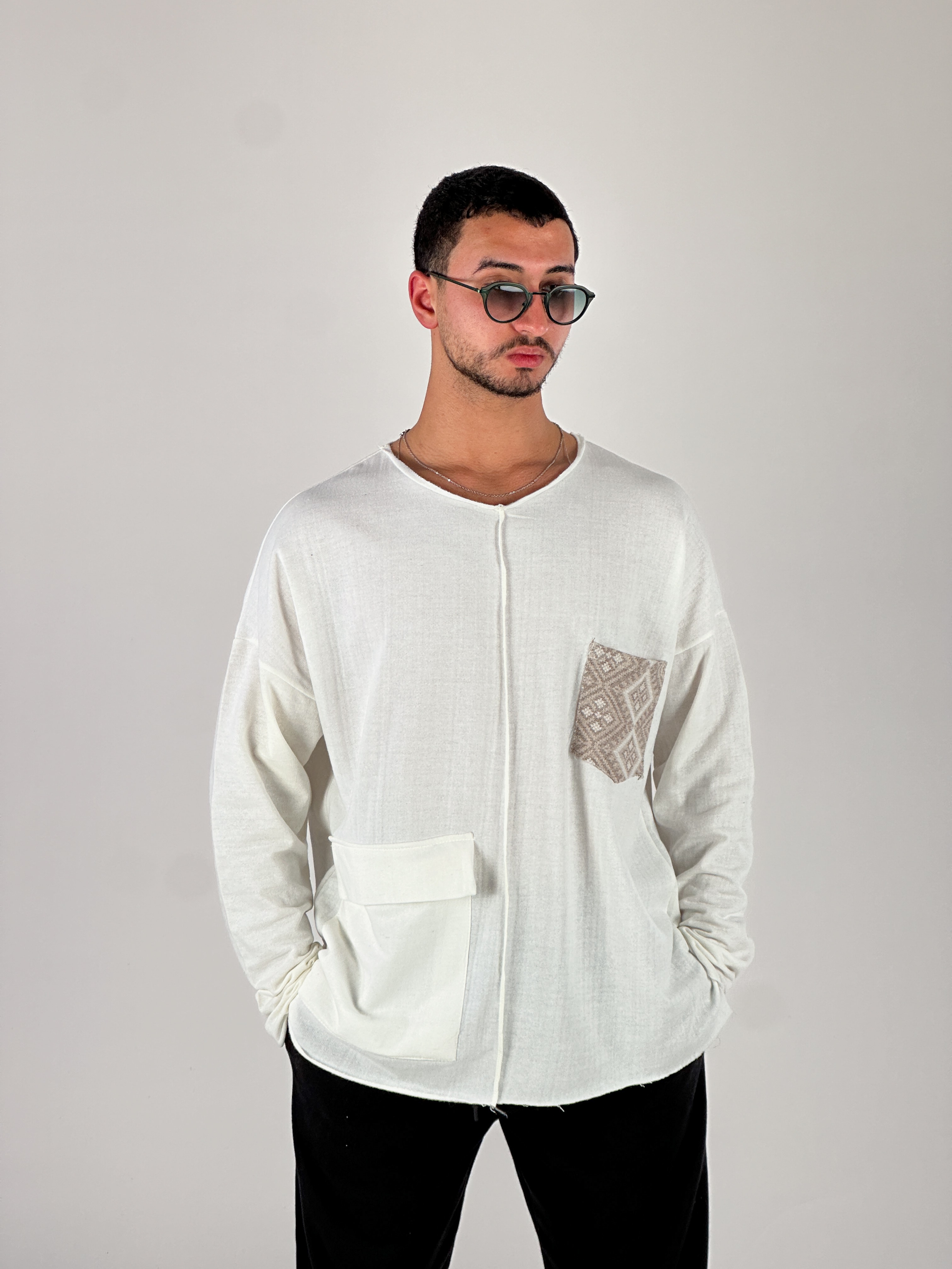 Kahve Cep Detaylı Etnik Tasarım Sweatshirt