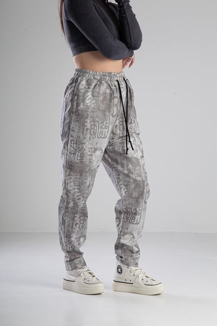 Gri Desenli Gabardin Jogger Pantolon