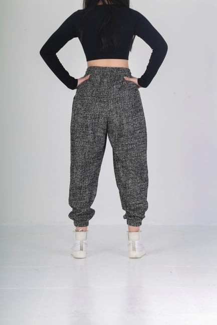 Nokta Desenli Pileli Jogger Pantolon