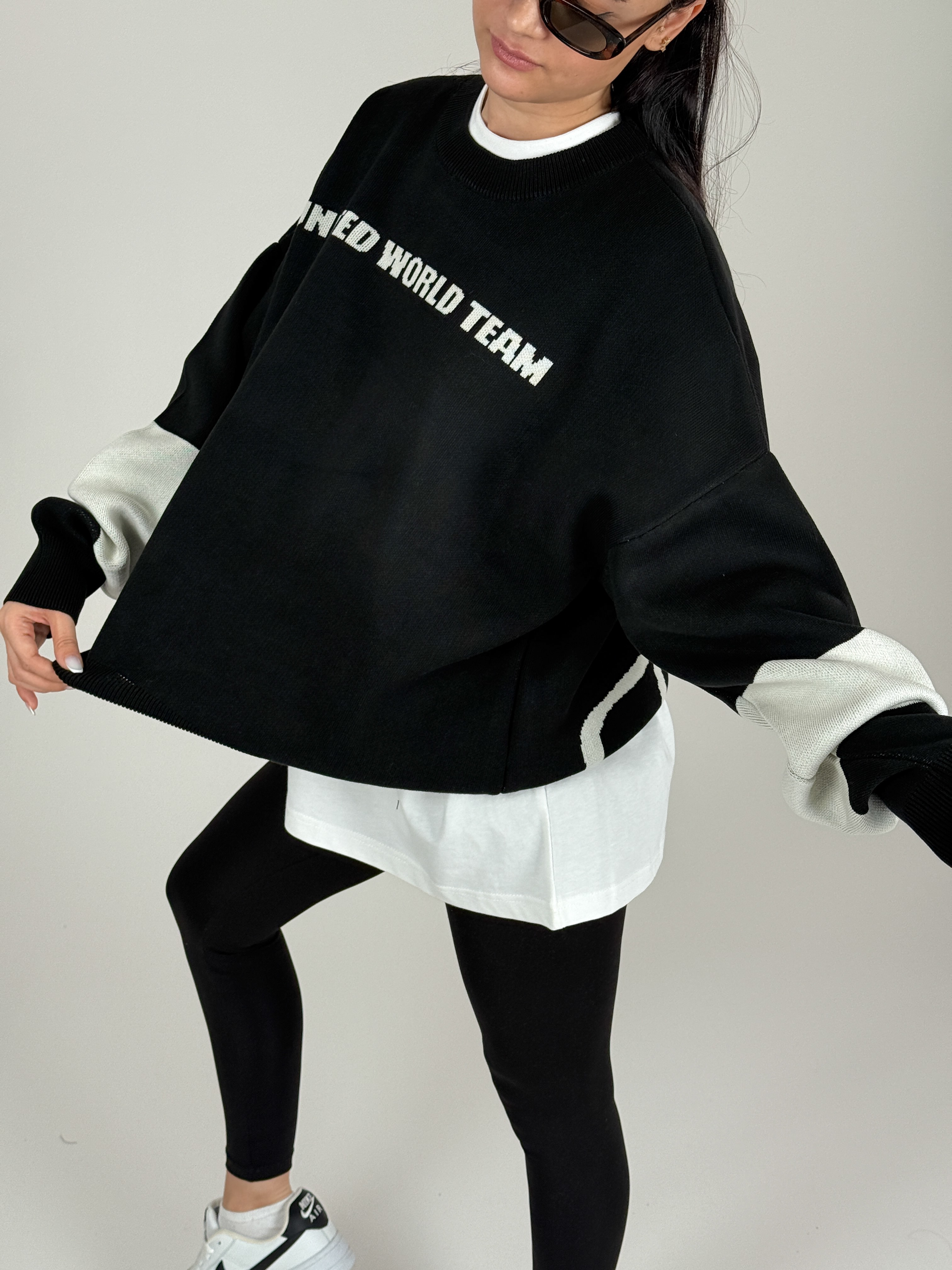 Oversize Siyah New York Kadın Triko Sweat