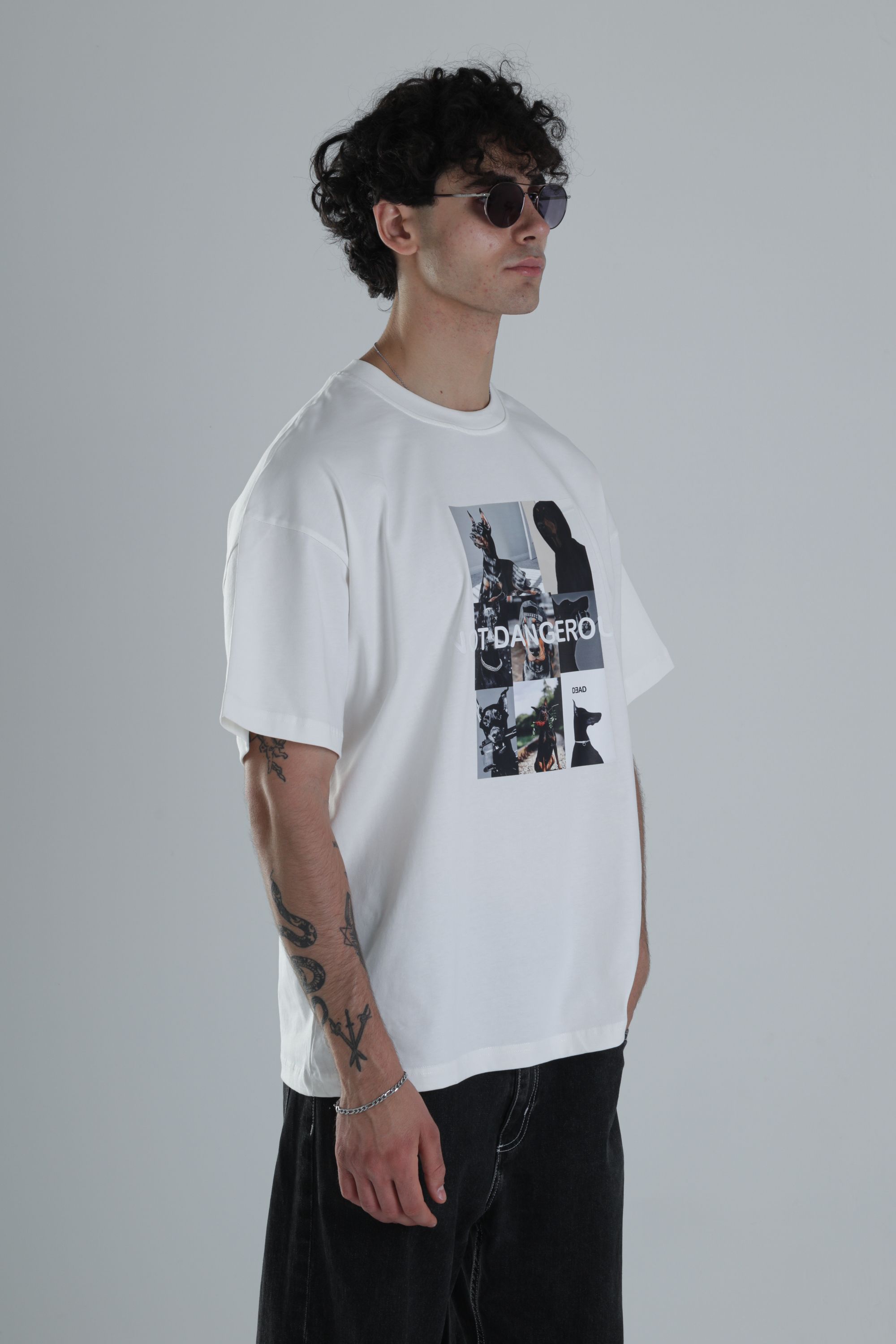 Not Dangerous Beyaz Oversize Tasarım T-Shirt