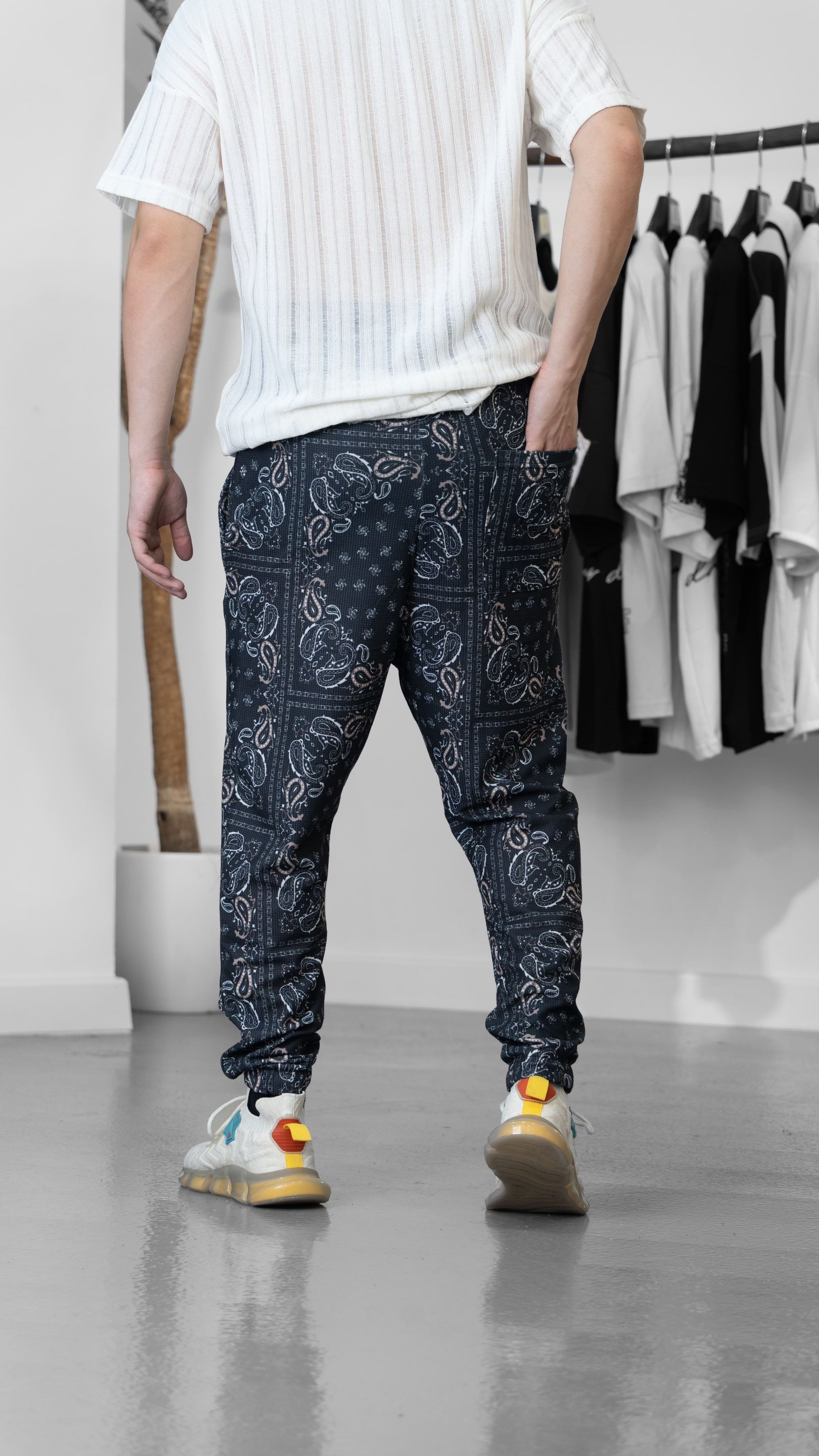 Çiçek Desenli Jogger Pantolon