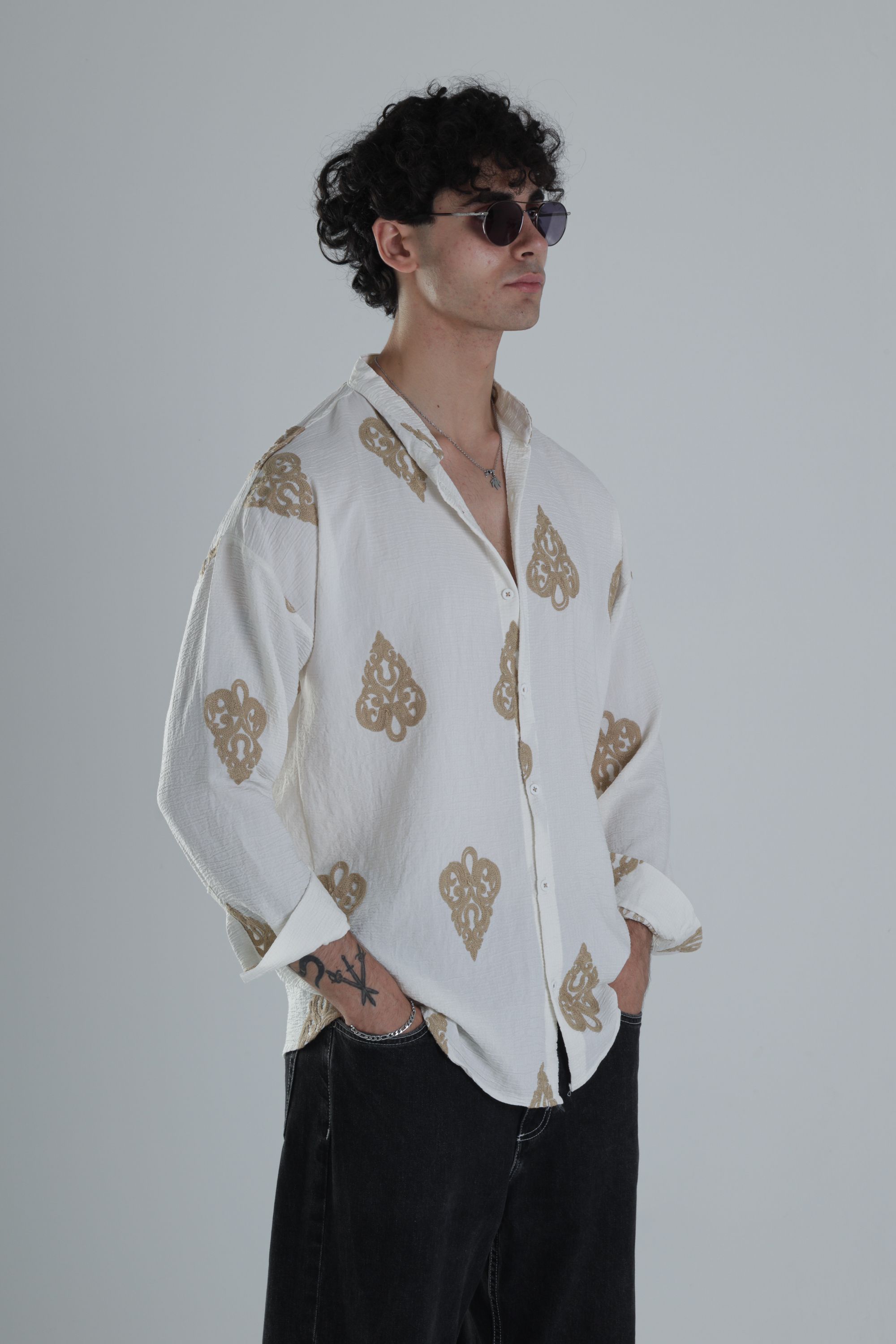 Kahve Nakış Detaylı Oversize Gömlek
