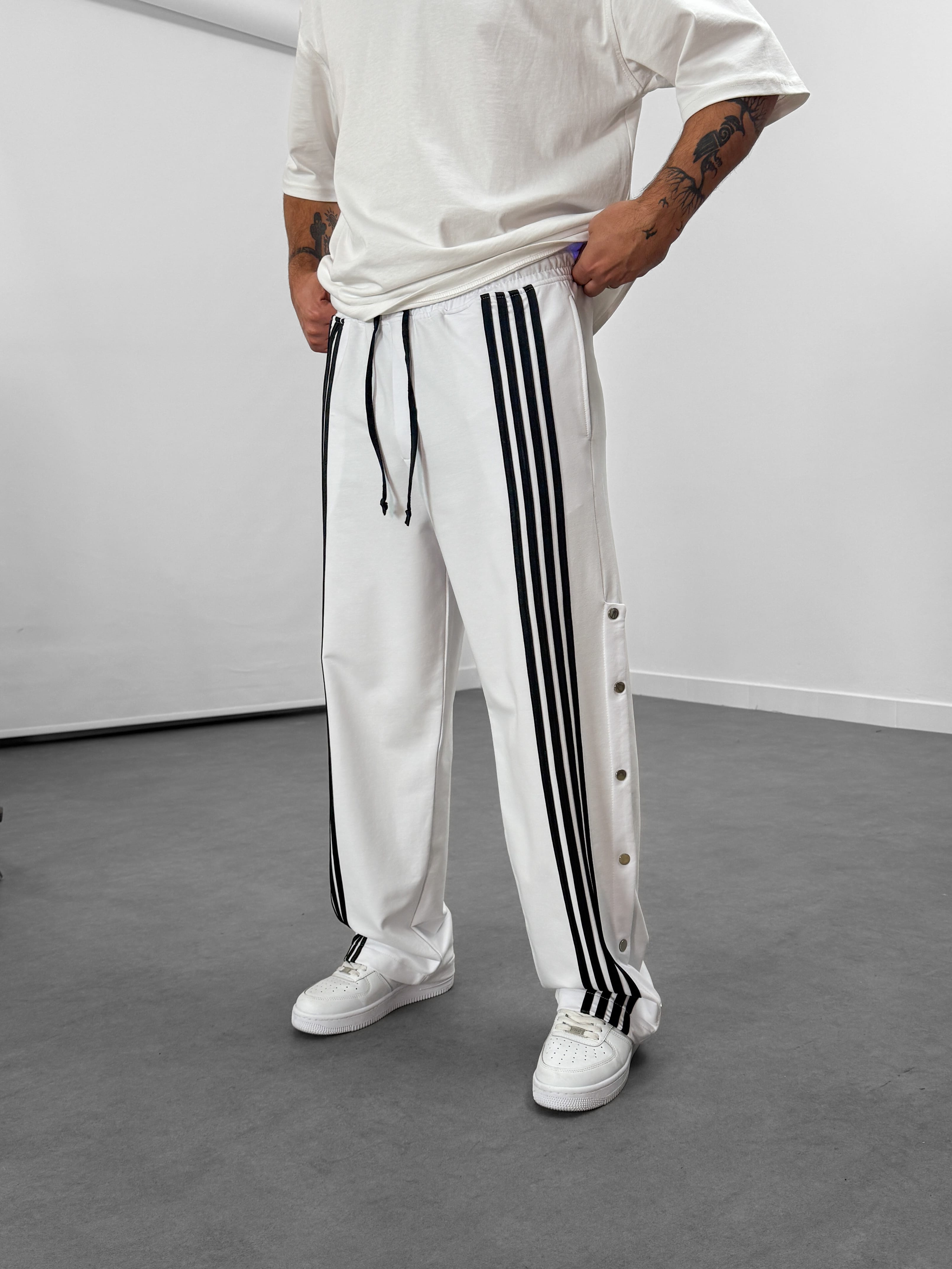 Şeritli Beyaz Erkek Baggy Pantolon